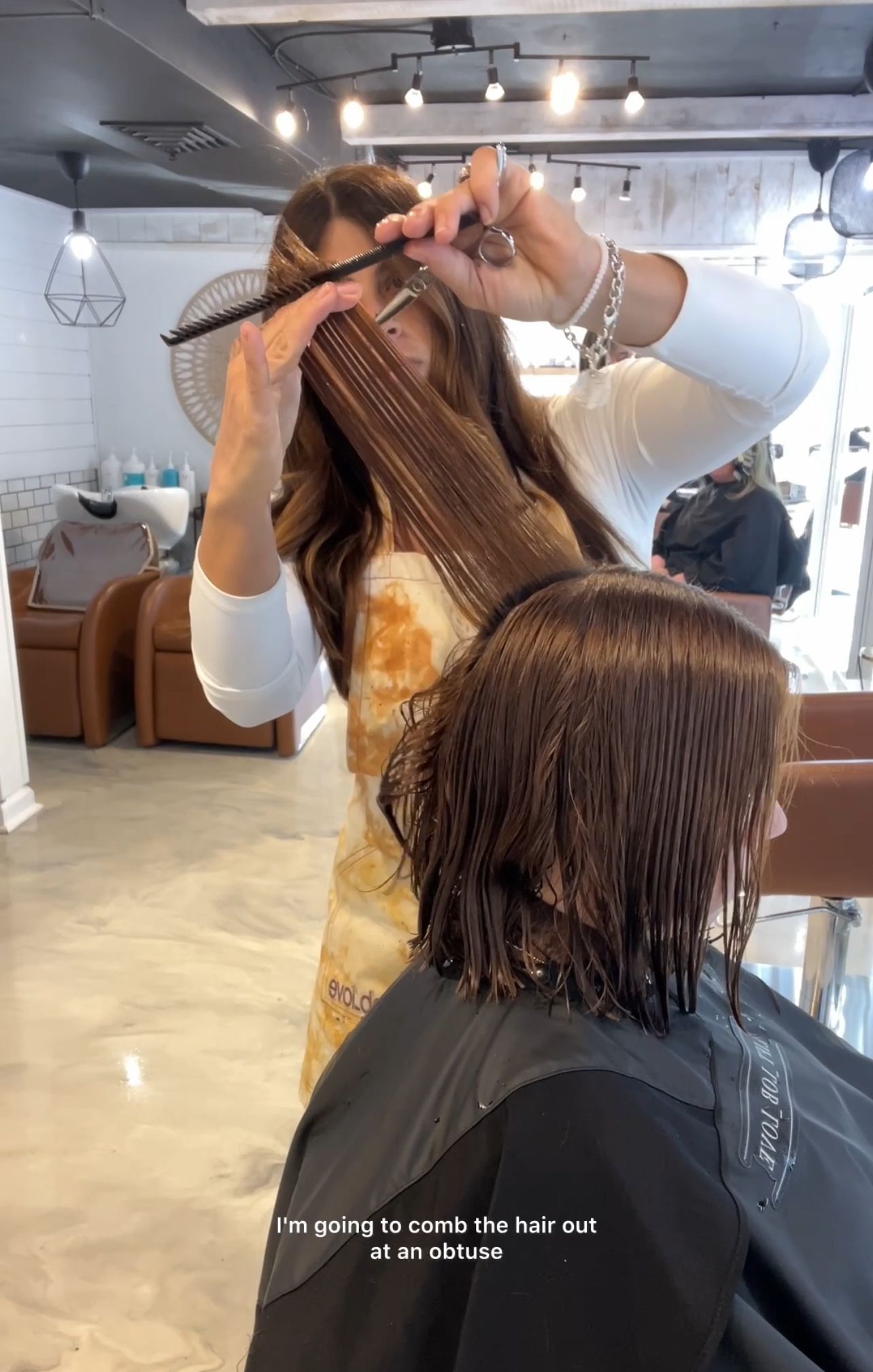 Laura Acerra — Cut Video ONESHOT Hair Awards entry