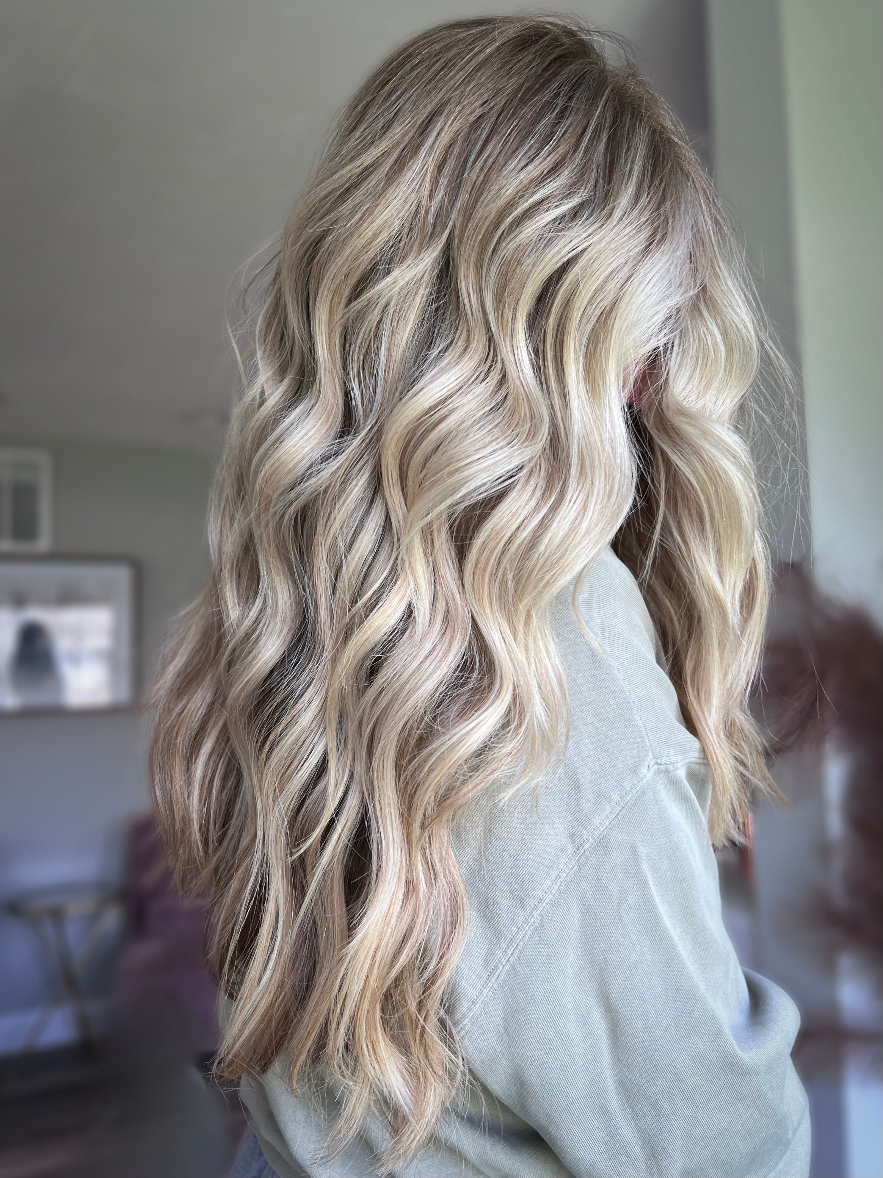 Brittany Pavao — Blondes ONESHOT Hair Awards entry