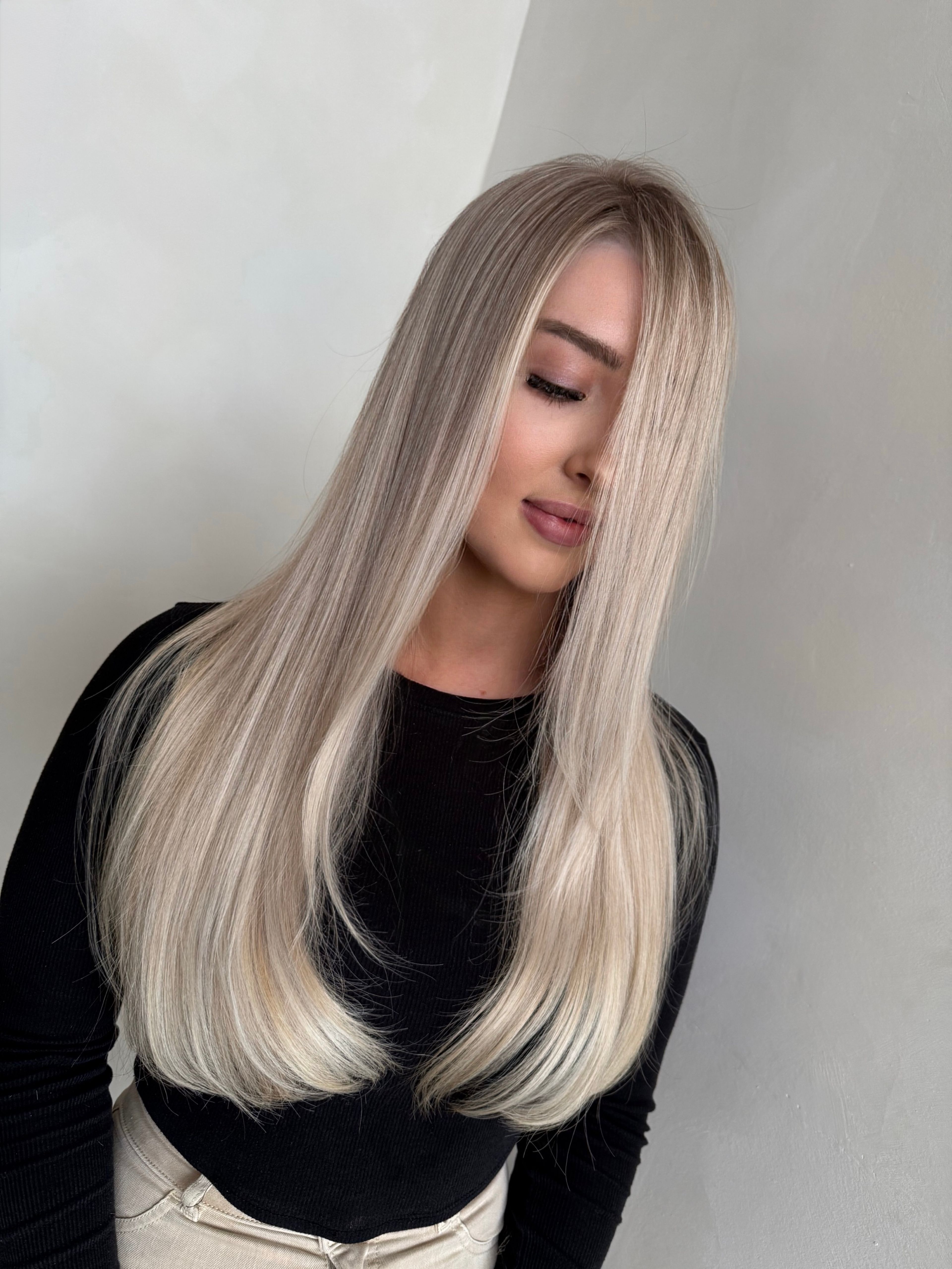 Natalie Ogilvie — Cool Balayage ONESHOT Hair Awards entry