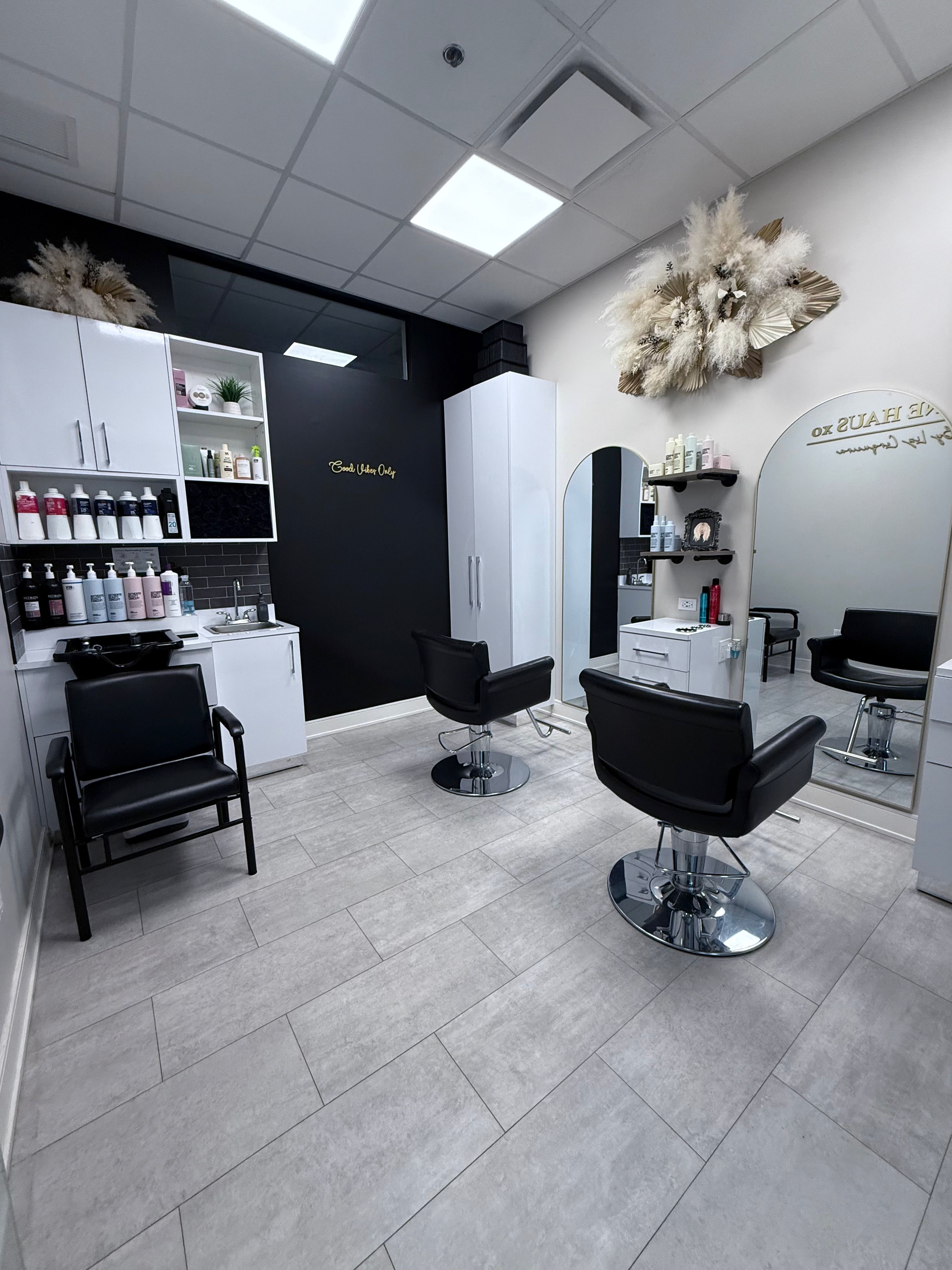 Liz Cerqueira — Suite Decor ONESHOT Hair Awards entry