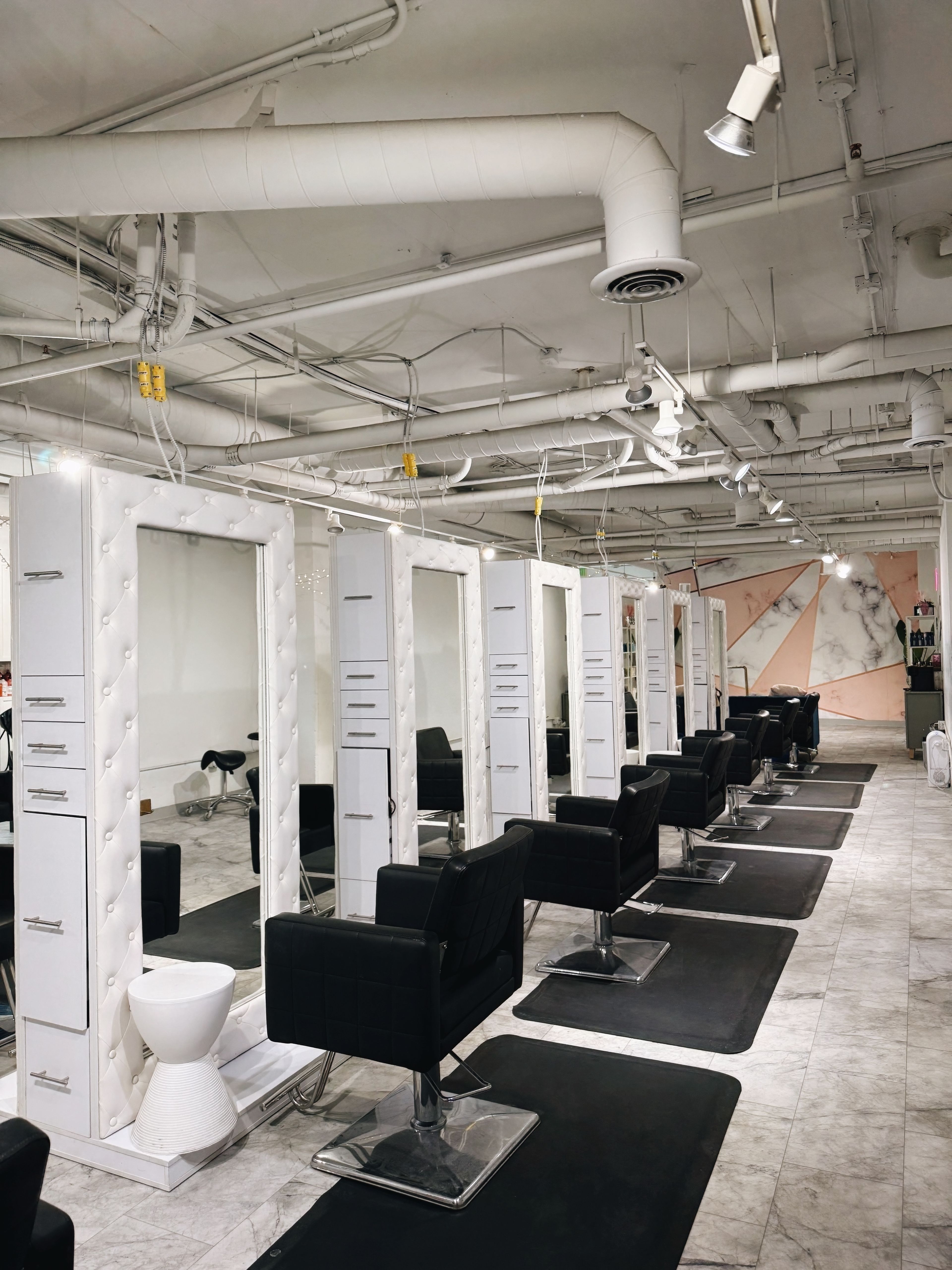Sierra Adam — Salon Decor ONESHOT Hair Awards entry
