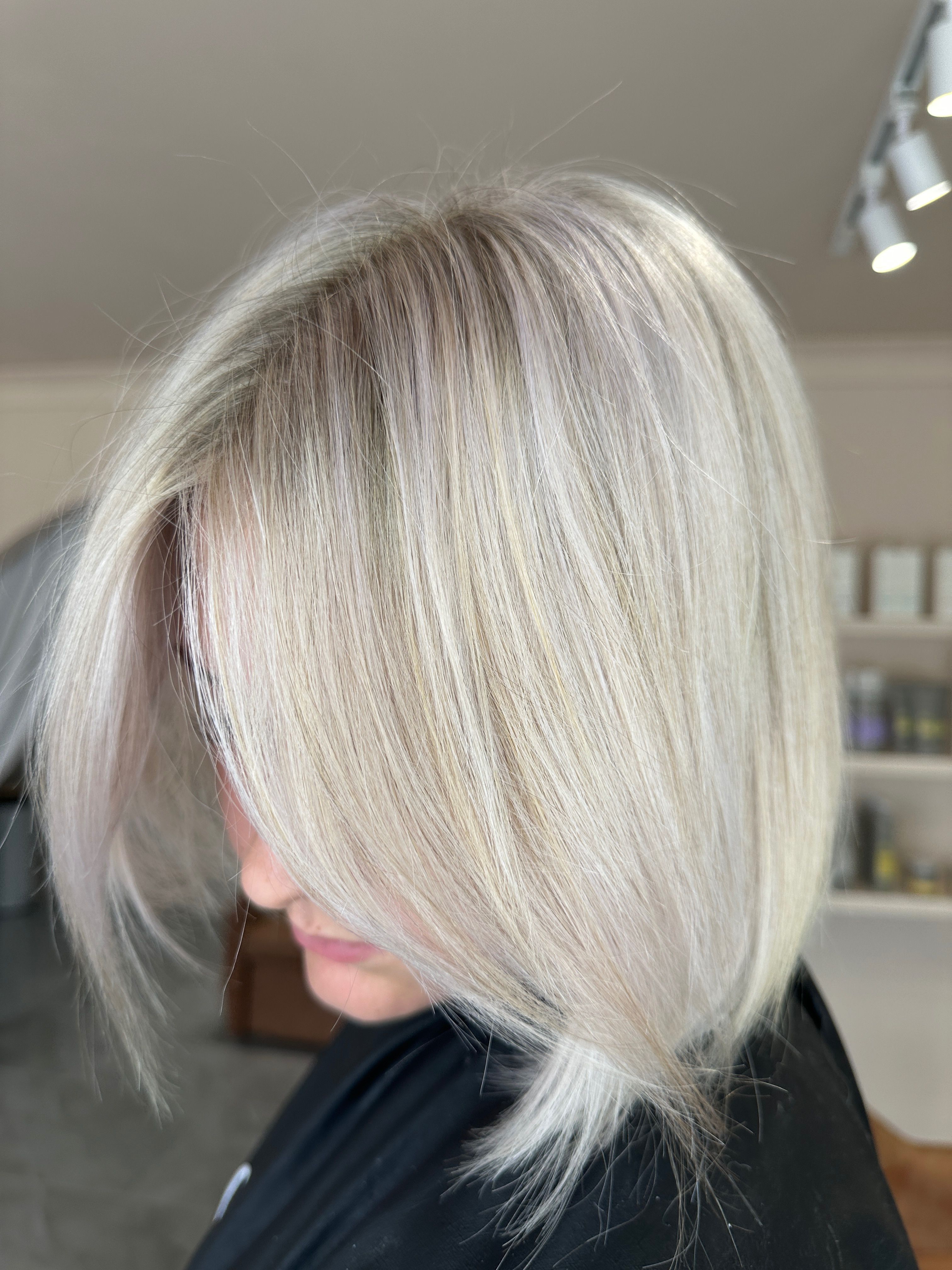 Monique Maguire — Bob/Lob ONESHOT Hair Awards entry