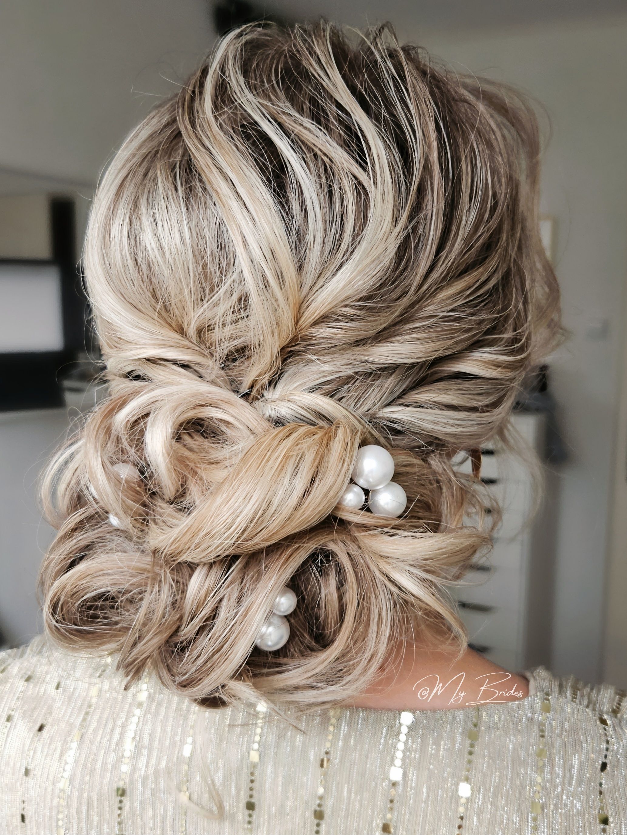 Erika Vogl — Special Event Styling ONESHOT Hair Awards entry