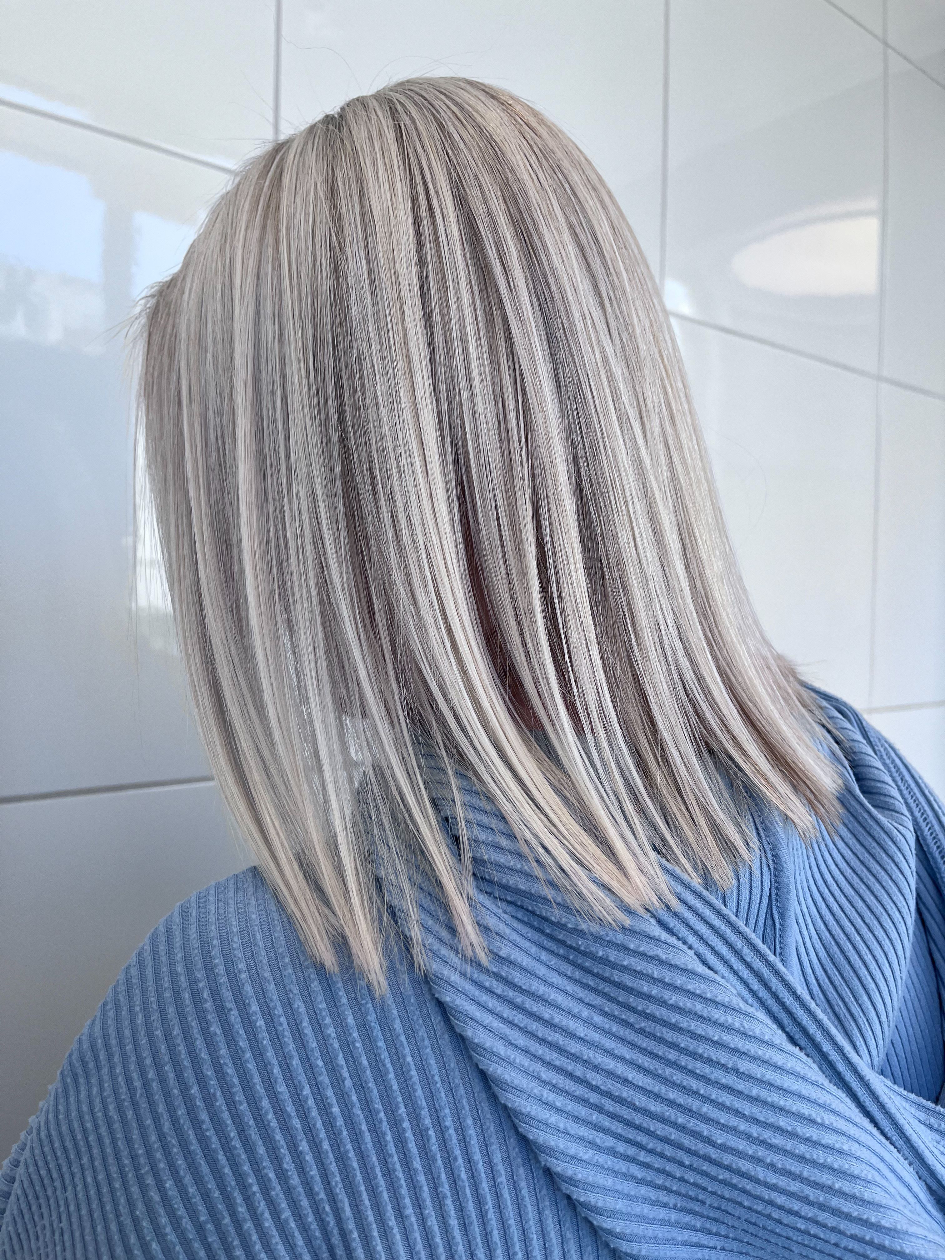 Isun Yoo — Blondes ONESHOT Hair Awards entry