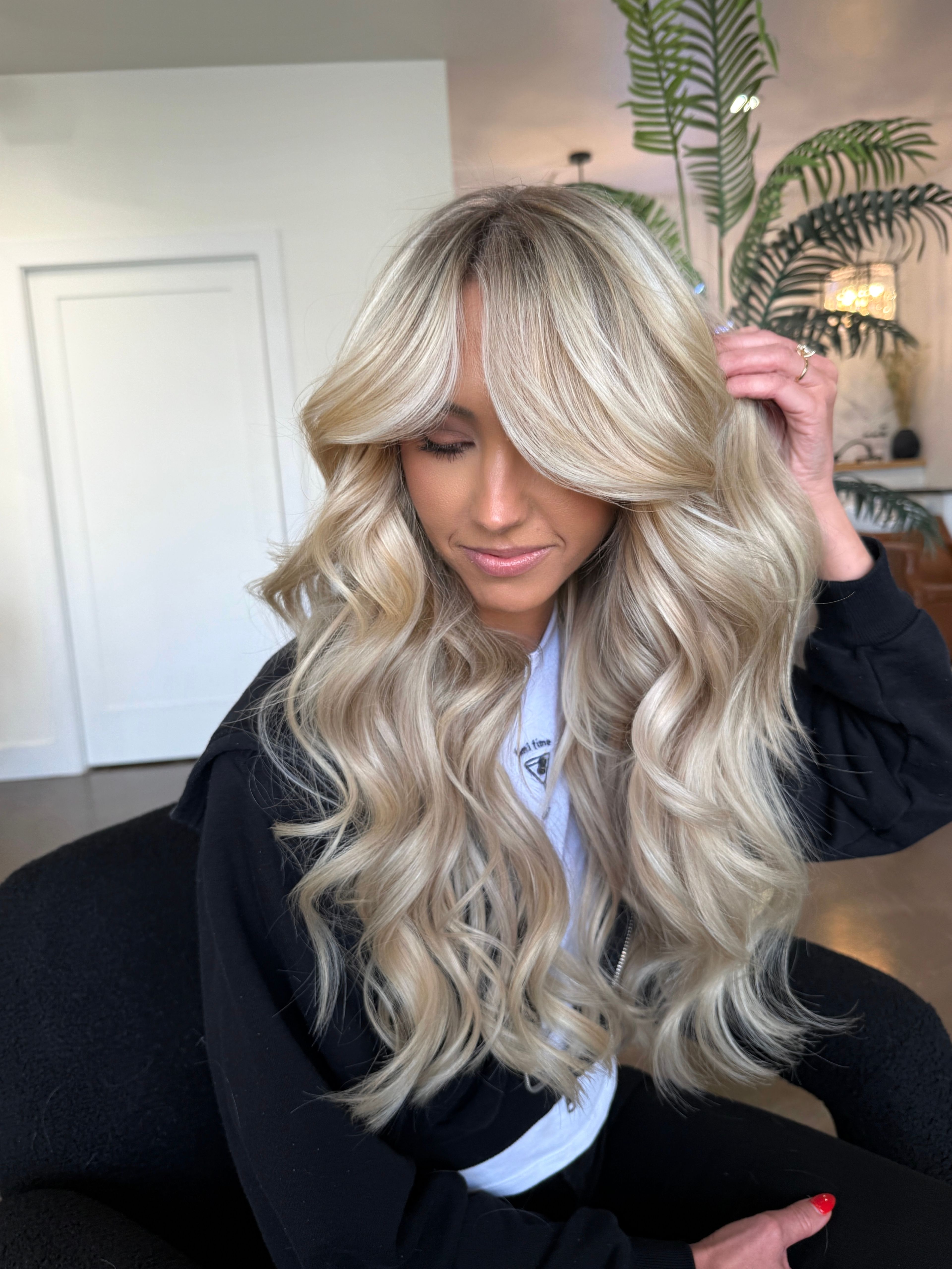 Sarah Marie — Blondes ONESHOT Hair Awards entry