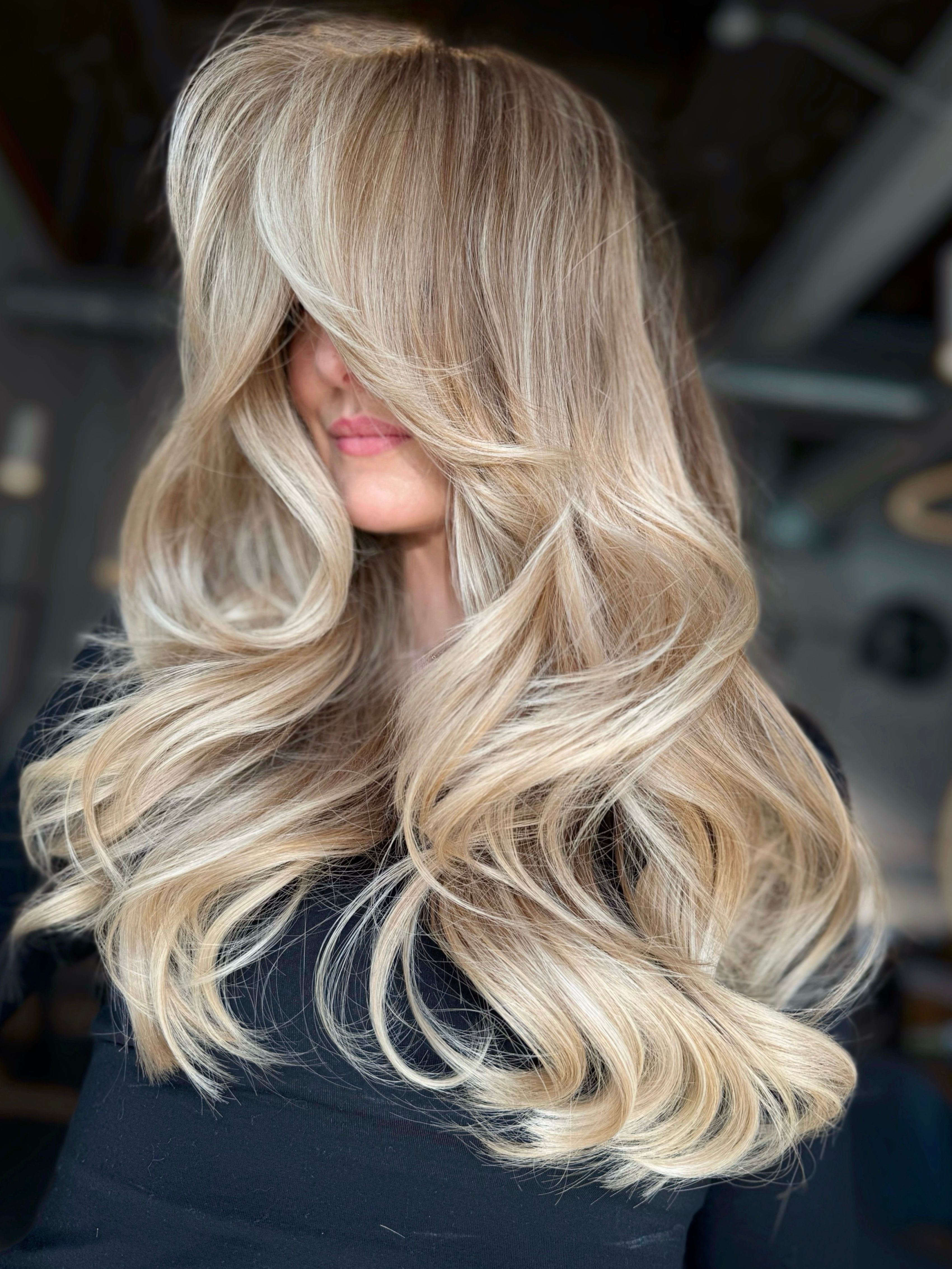 Sara Botsford — Blondes ONESHOT Hair Awards entry