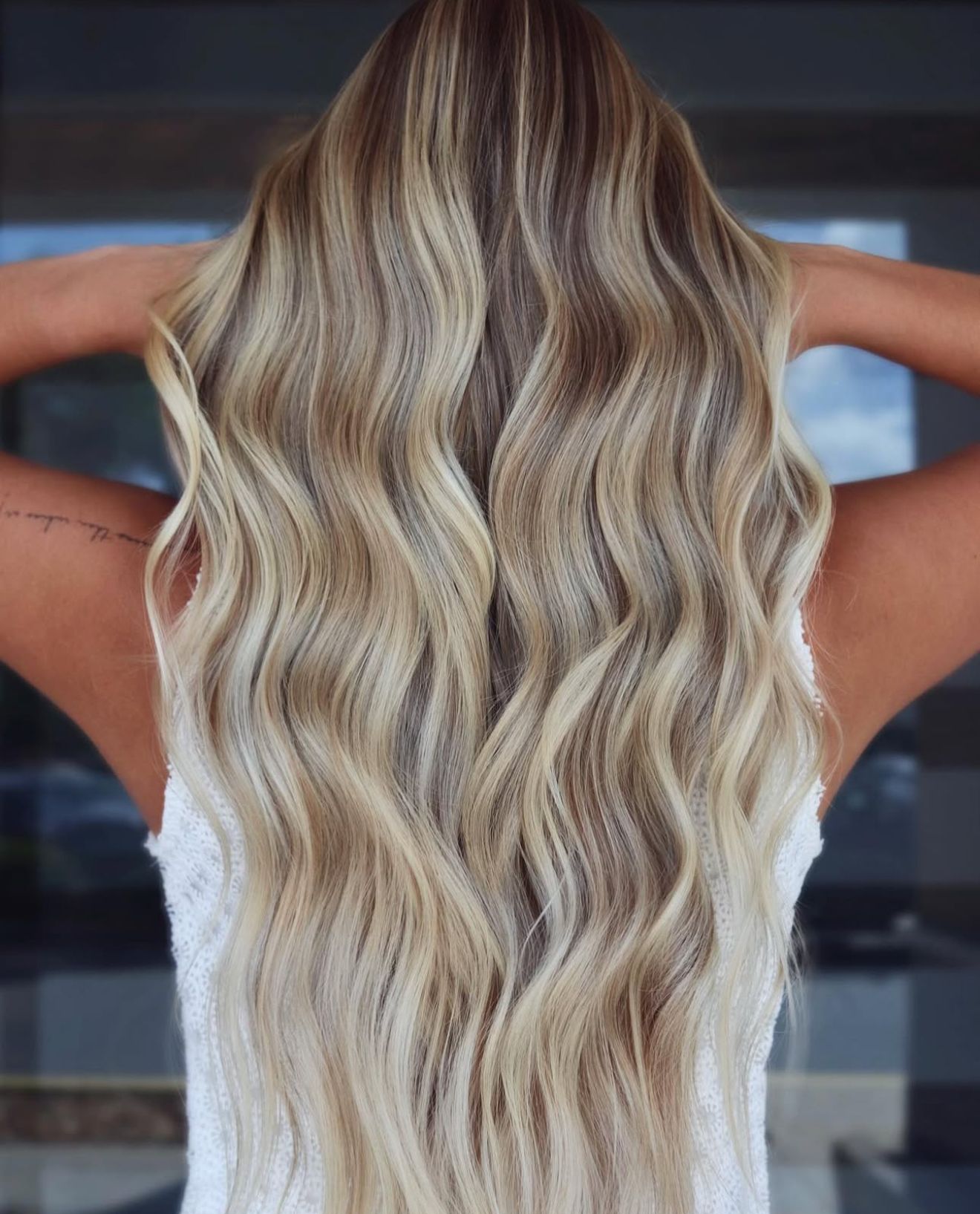 Karla Leschitz — Blondes ONESHOT Hair Awards entry