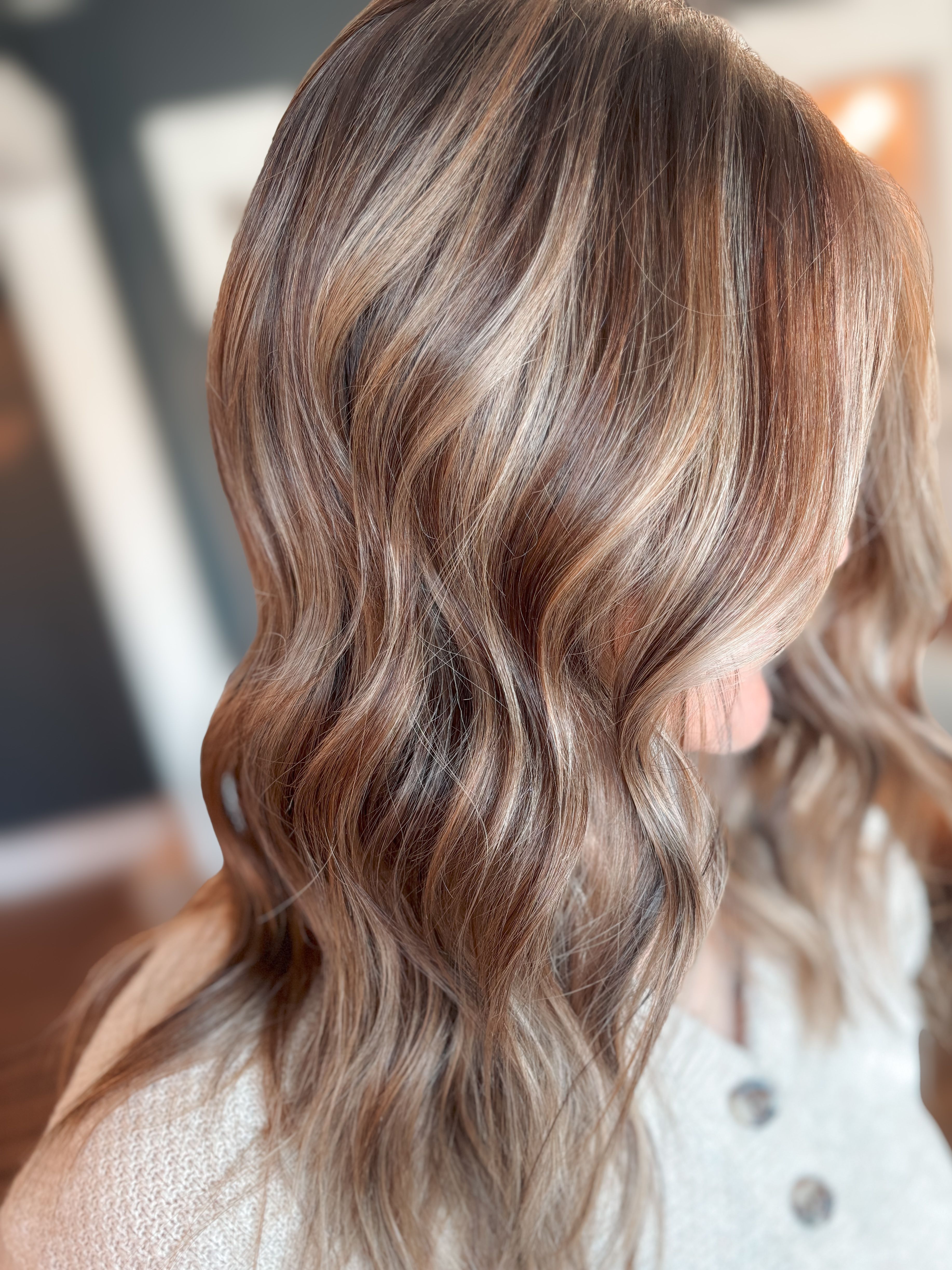 Kelly Mazuk — Warm Balayage ONESHOT Hair Awards entry