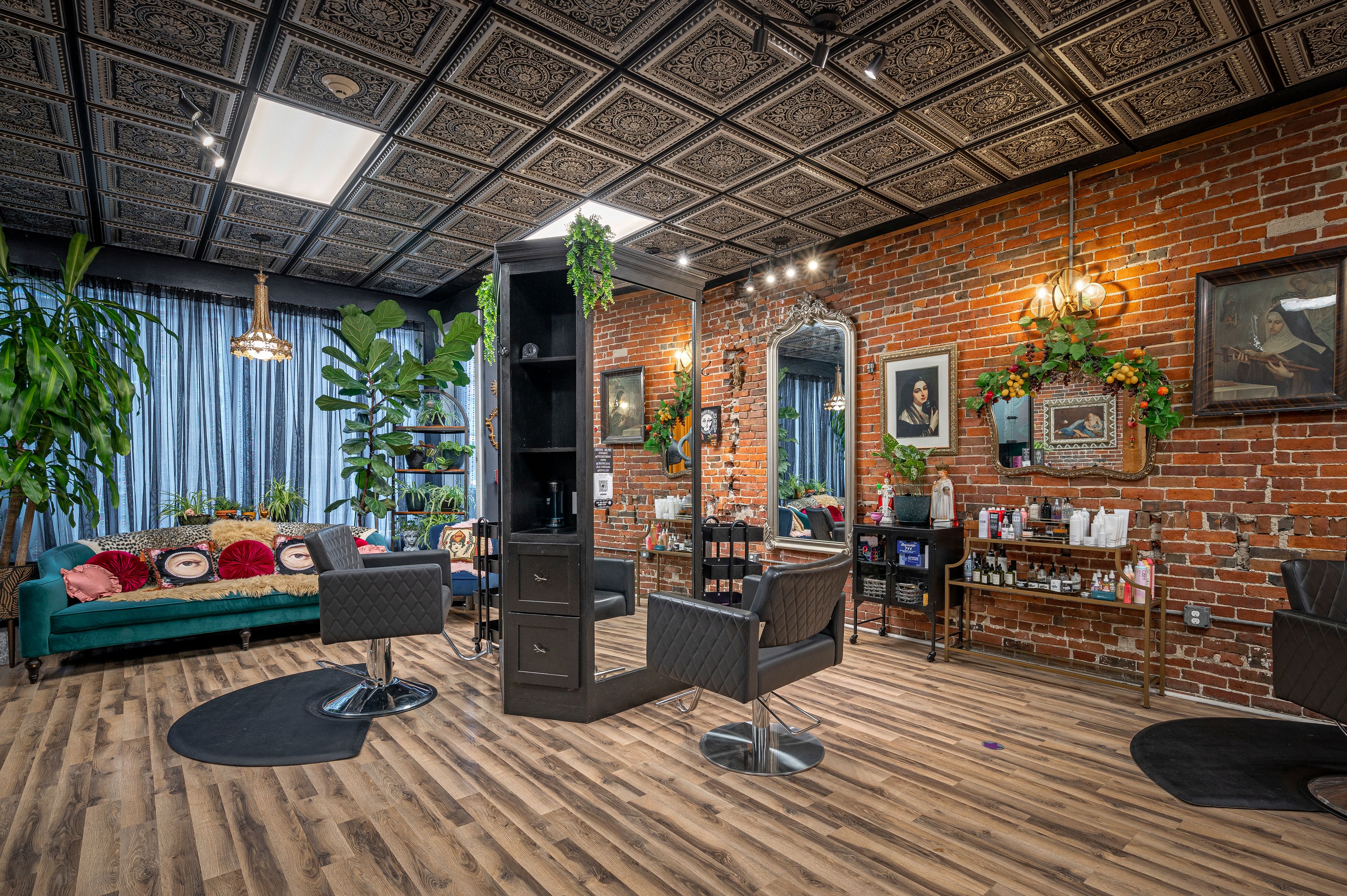 Sara Jane Kurpeski — Salon Decor ONESHOT Hair Awards entry