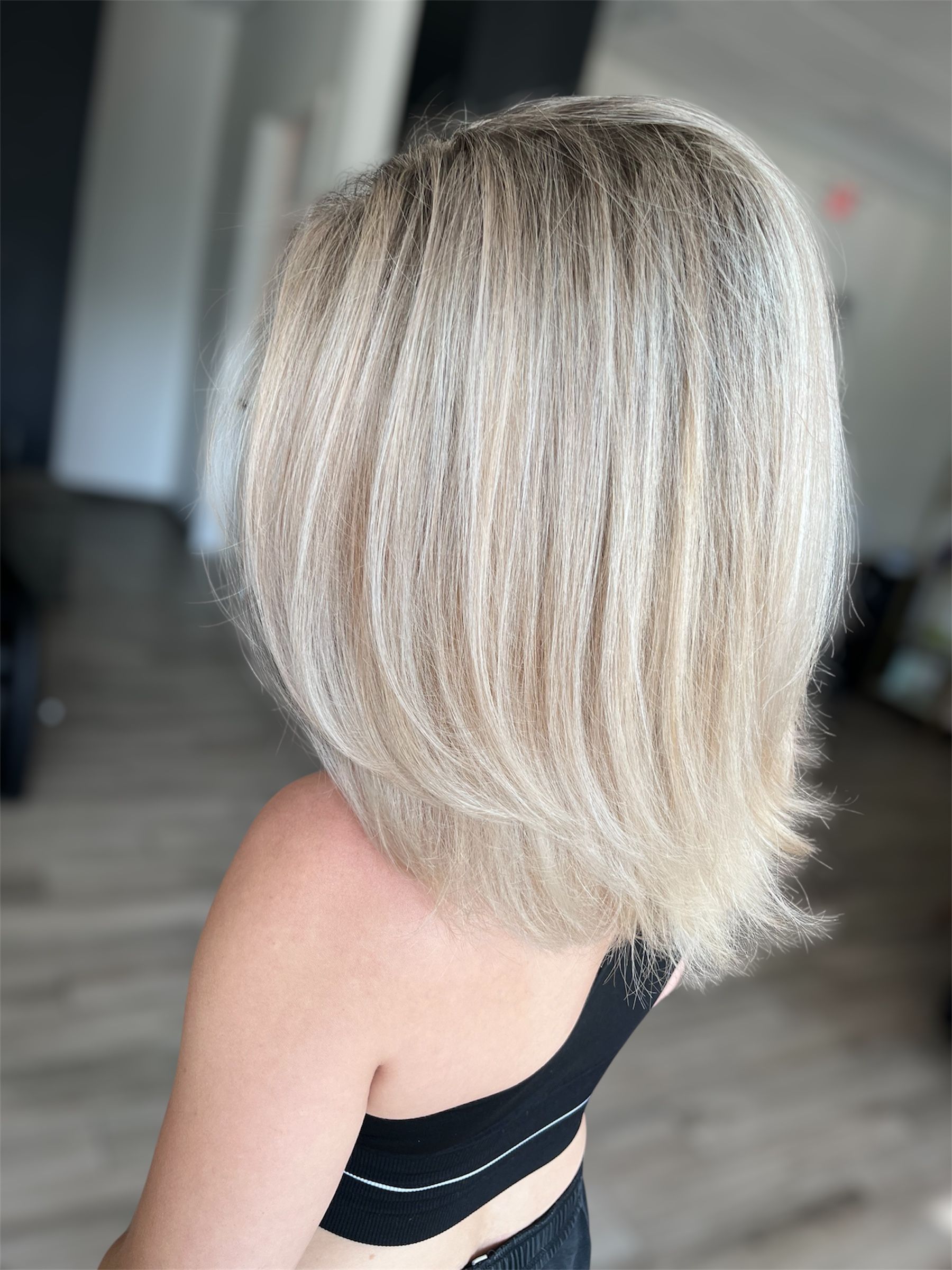 Samantha Minter — Platinum ONESHOT Hair Awards entry