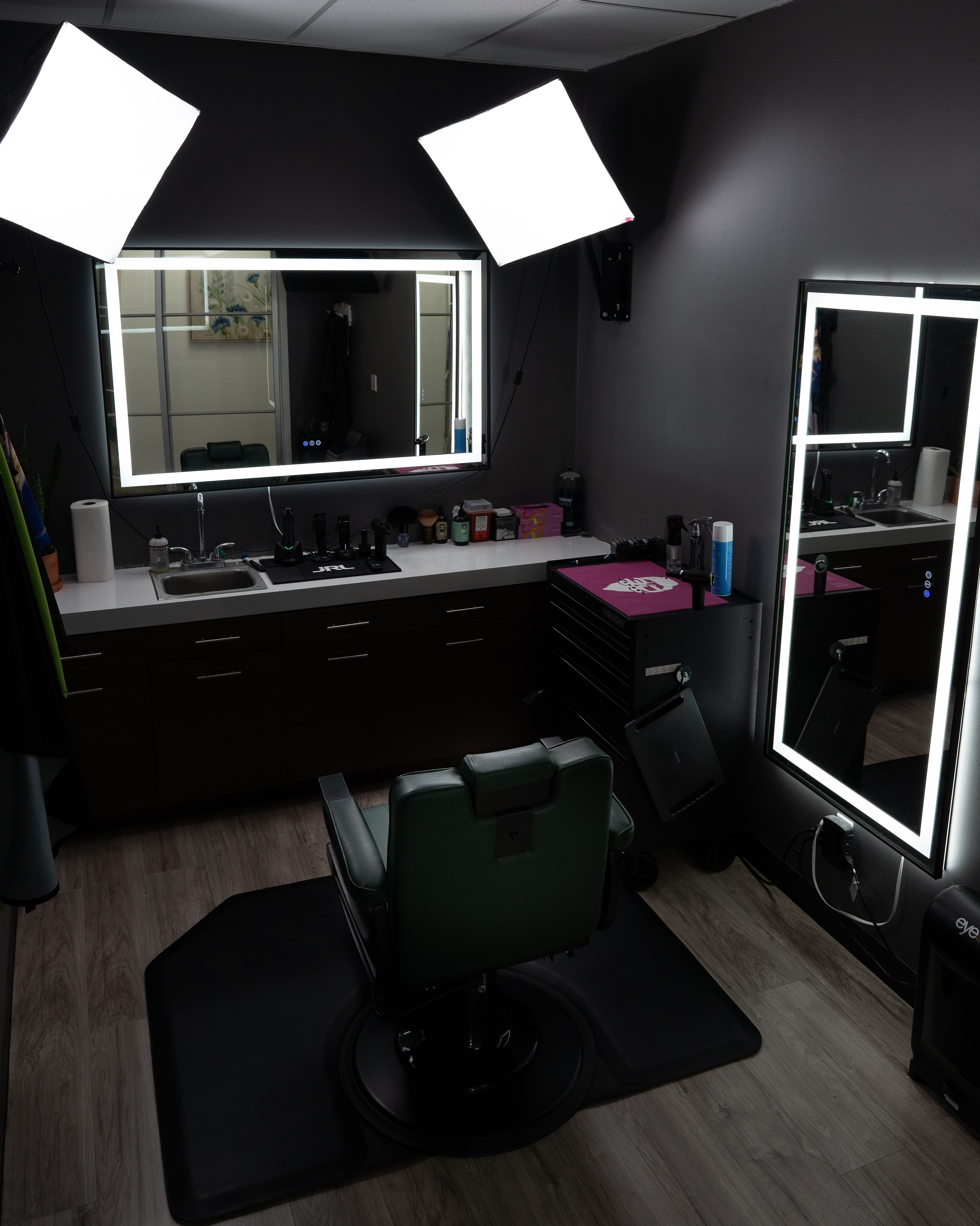 Justin Smith — Suite Decor ONESHOT Hair Awards entry