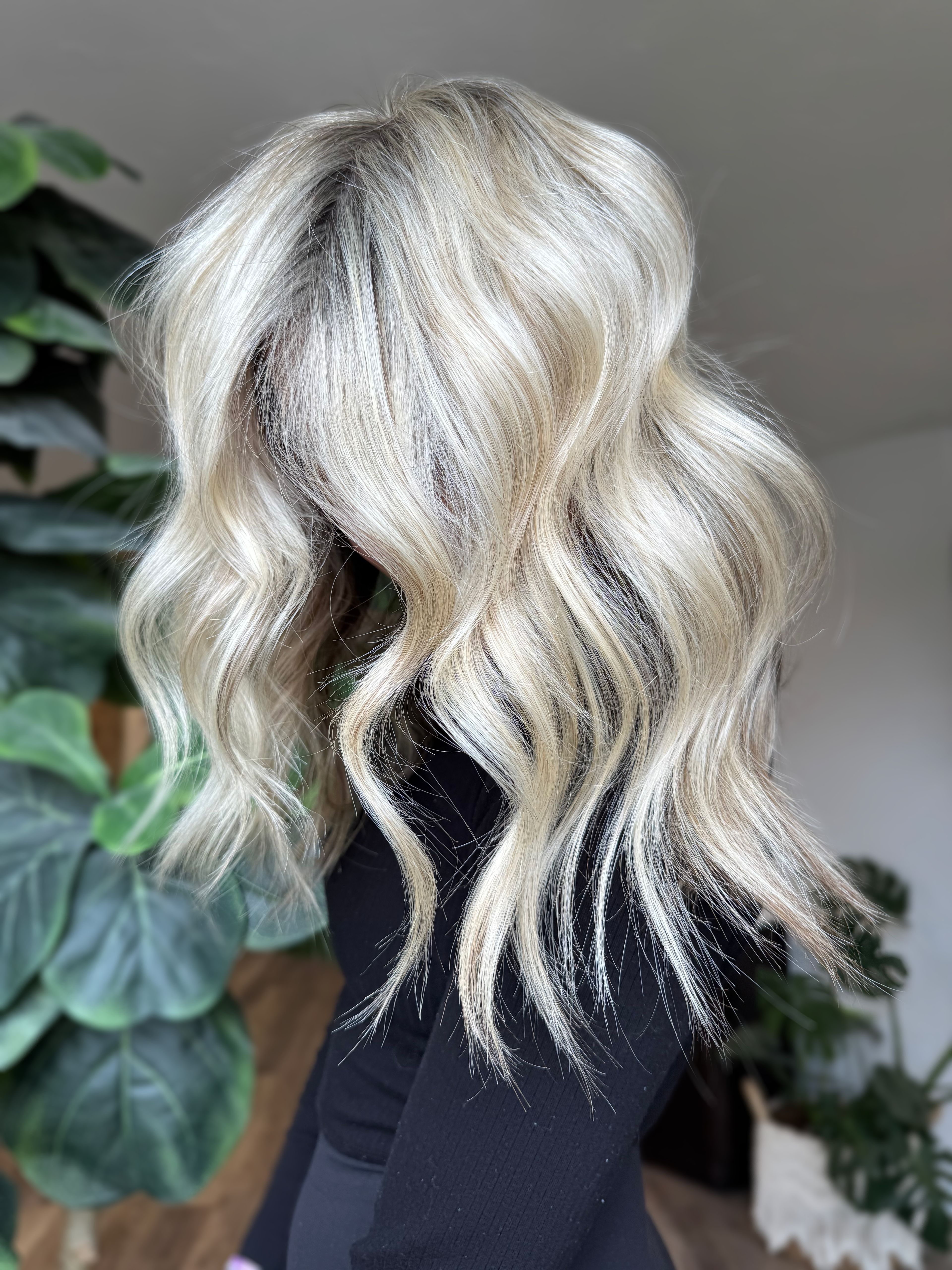 Brittany Pavao — Blondes ONESHOT Hair Awards entry