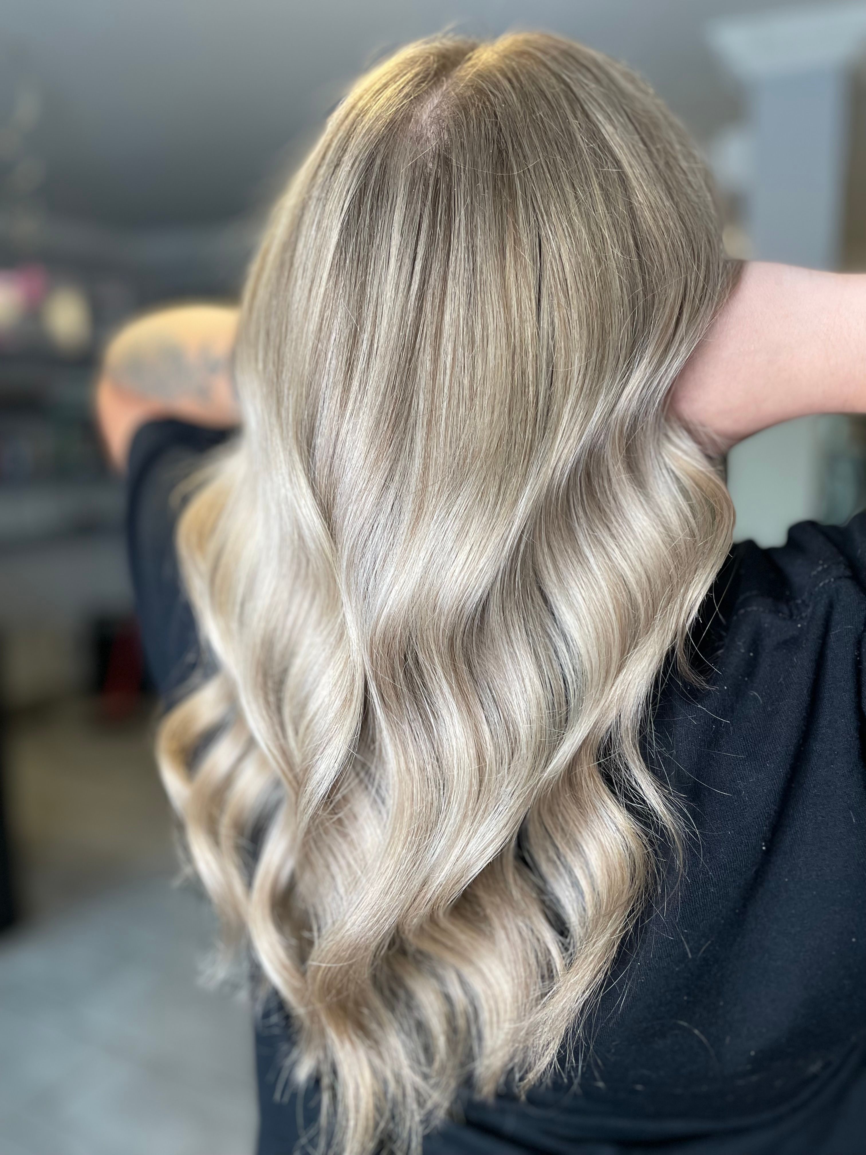 Selina Touesnard — Blondes ONESHOT Hair Awards entry