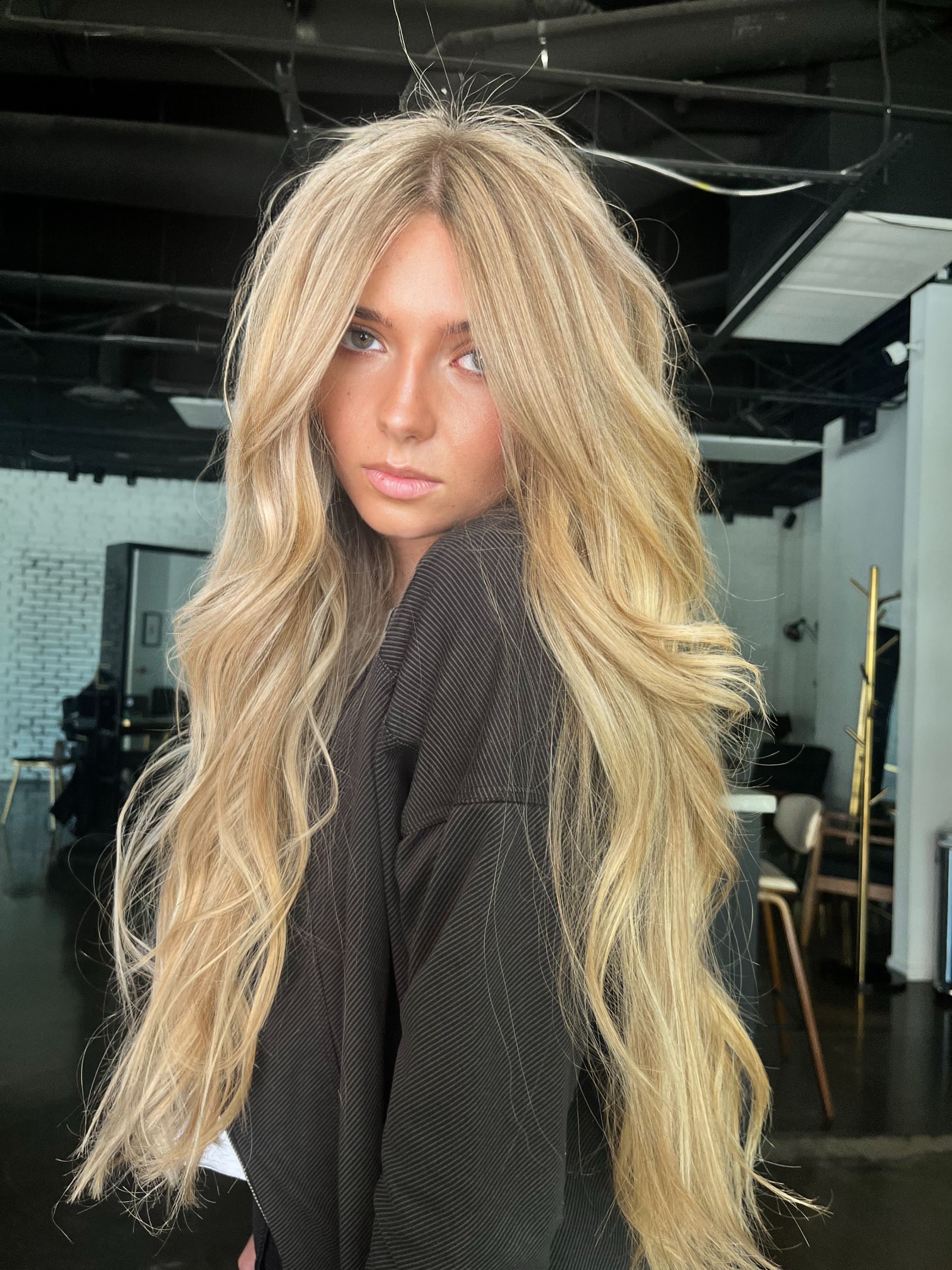Kalen Baltrušaitis — Blondes ONESHOT Hair Awards entry