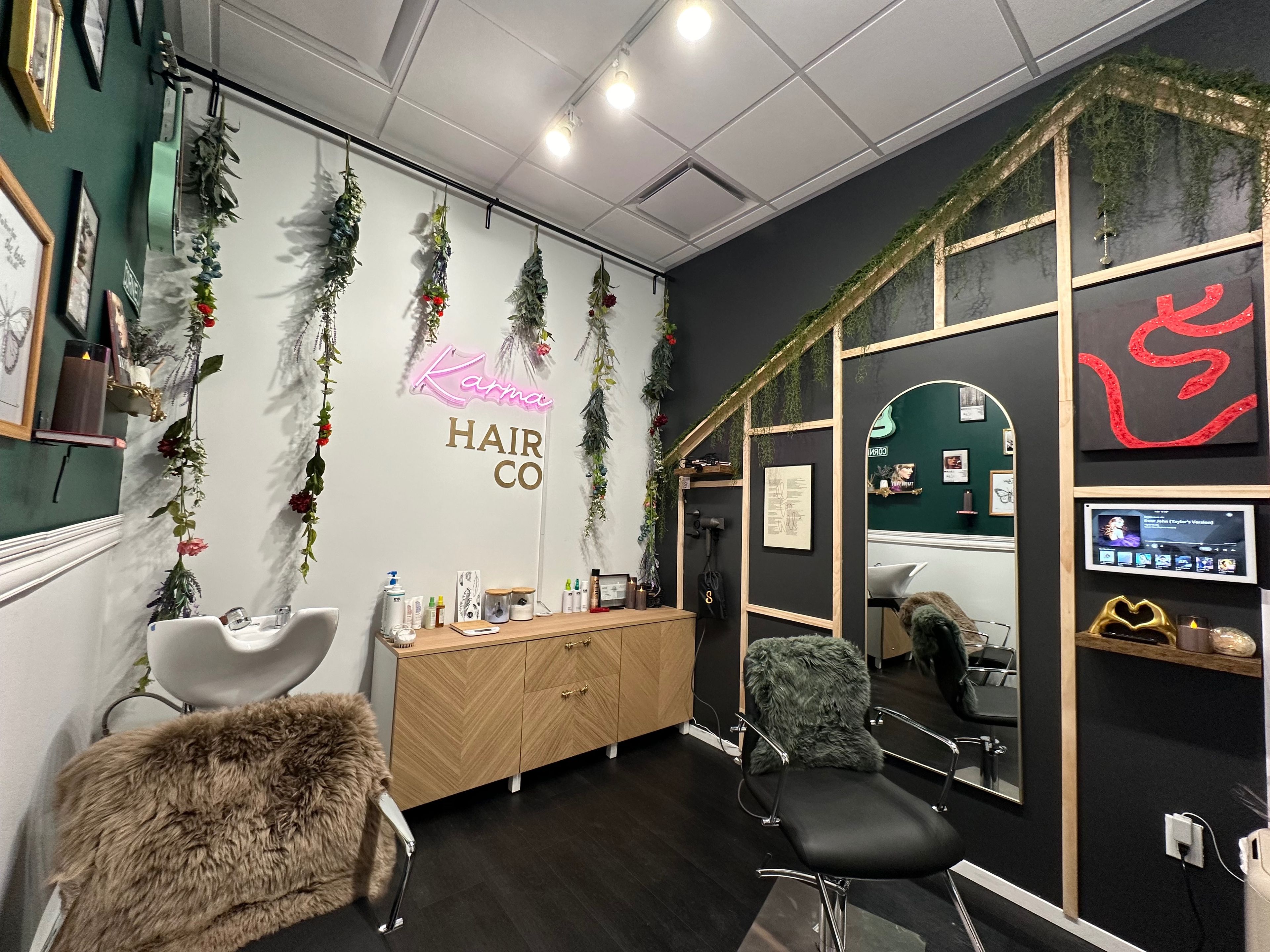 Kyra Williams — Suite Decor ONESHOT Hair Awards entry
