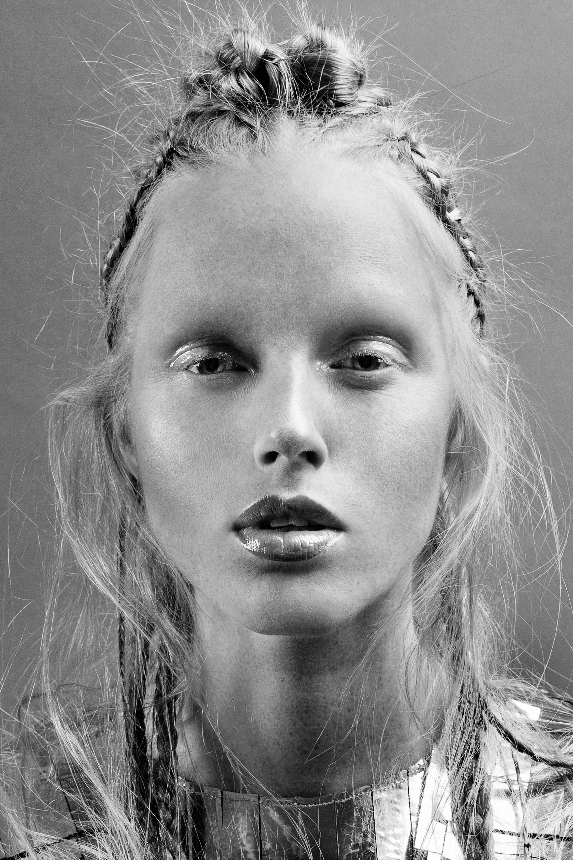 Robert Rogalskij — Editorial Shot ONESHOT Hair Awards entry