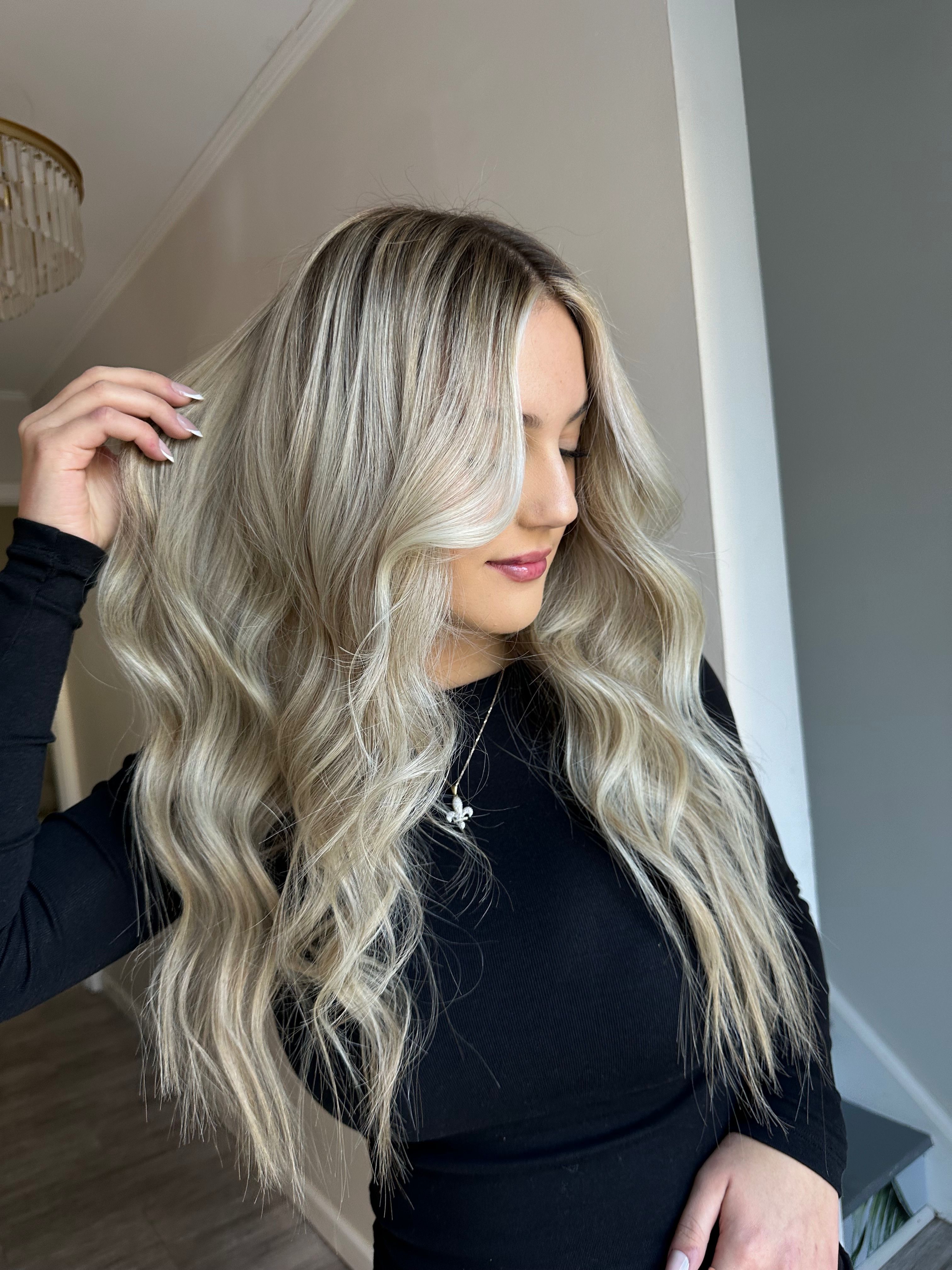 Lauren Larosa — Blondes ONESHOT Hair Awards entry