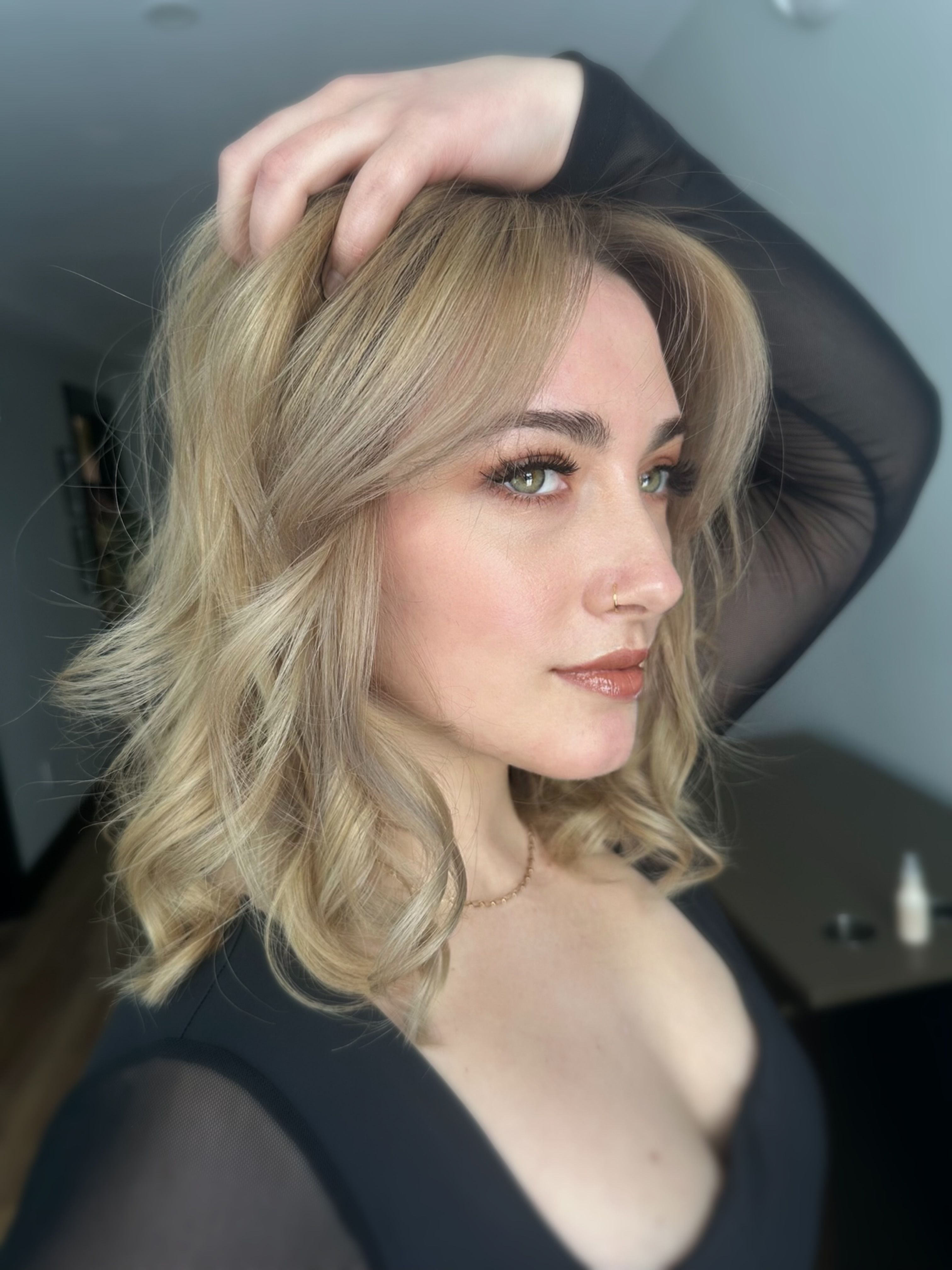Loni Mccarthy — Blondes ONESHOT Hair Awards entry