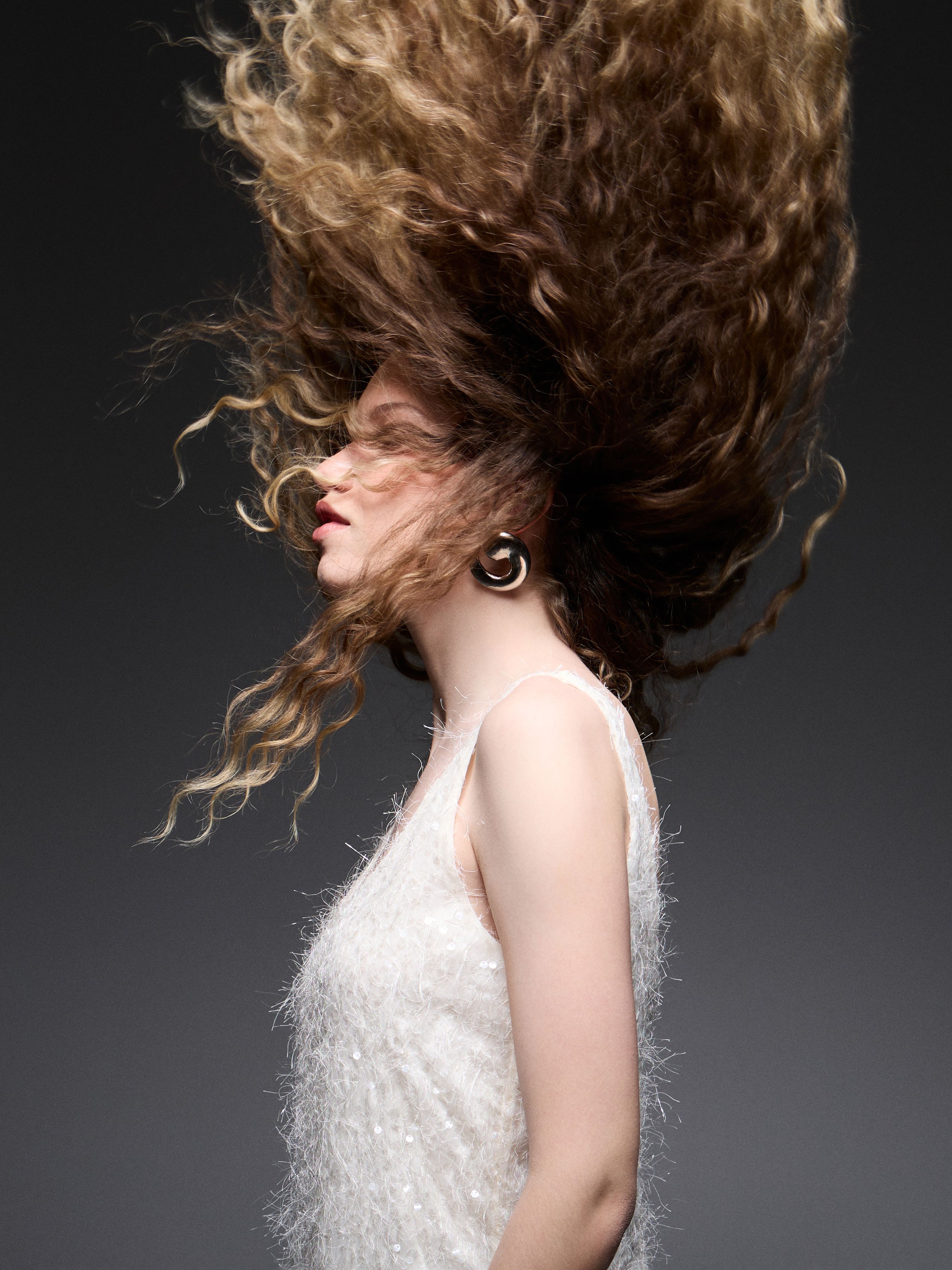 Aysel Movlaeva — Editorial Collection ONESHOT Hair Awards entry
