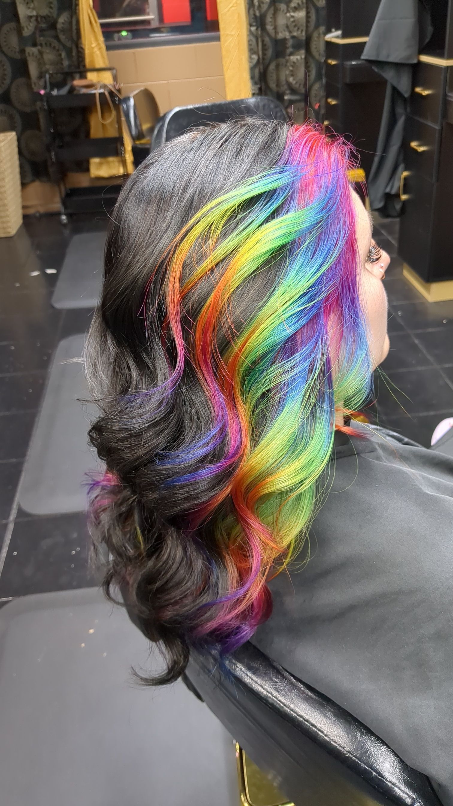 Melanie McConnell — Creative Color ONESHOT Hair Awards entry
