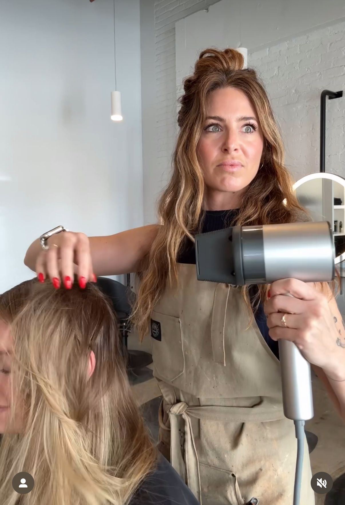 Sara Botsford — Funny Video ONESHOT Hair Awards entry