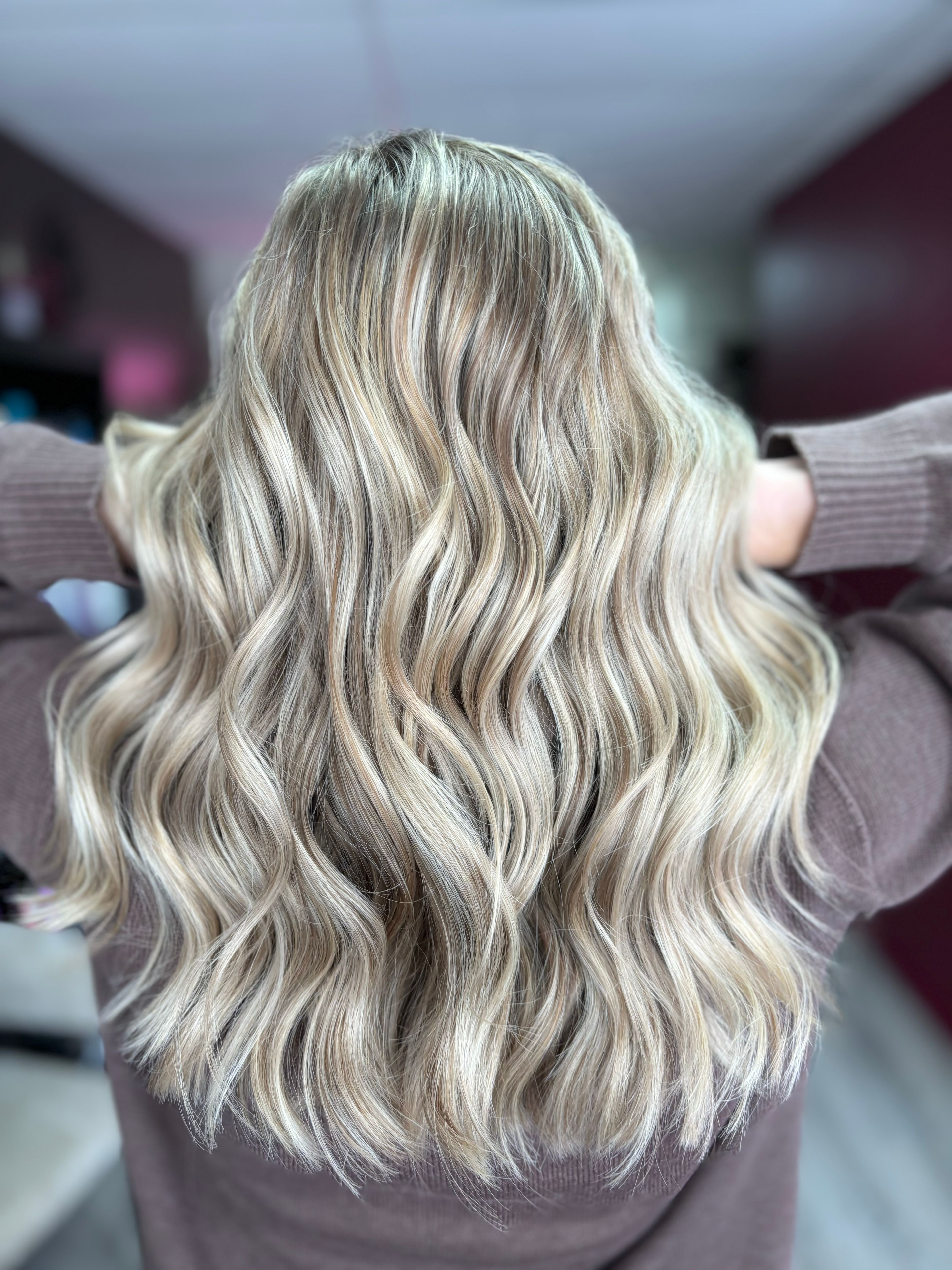 Mallory Heslinga — Blondes ONESHOT Hair Awards entry