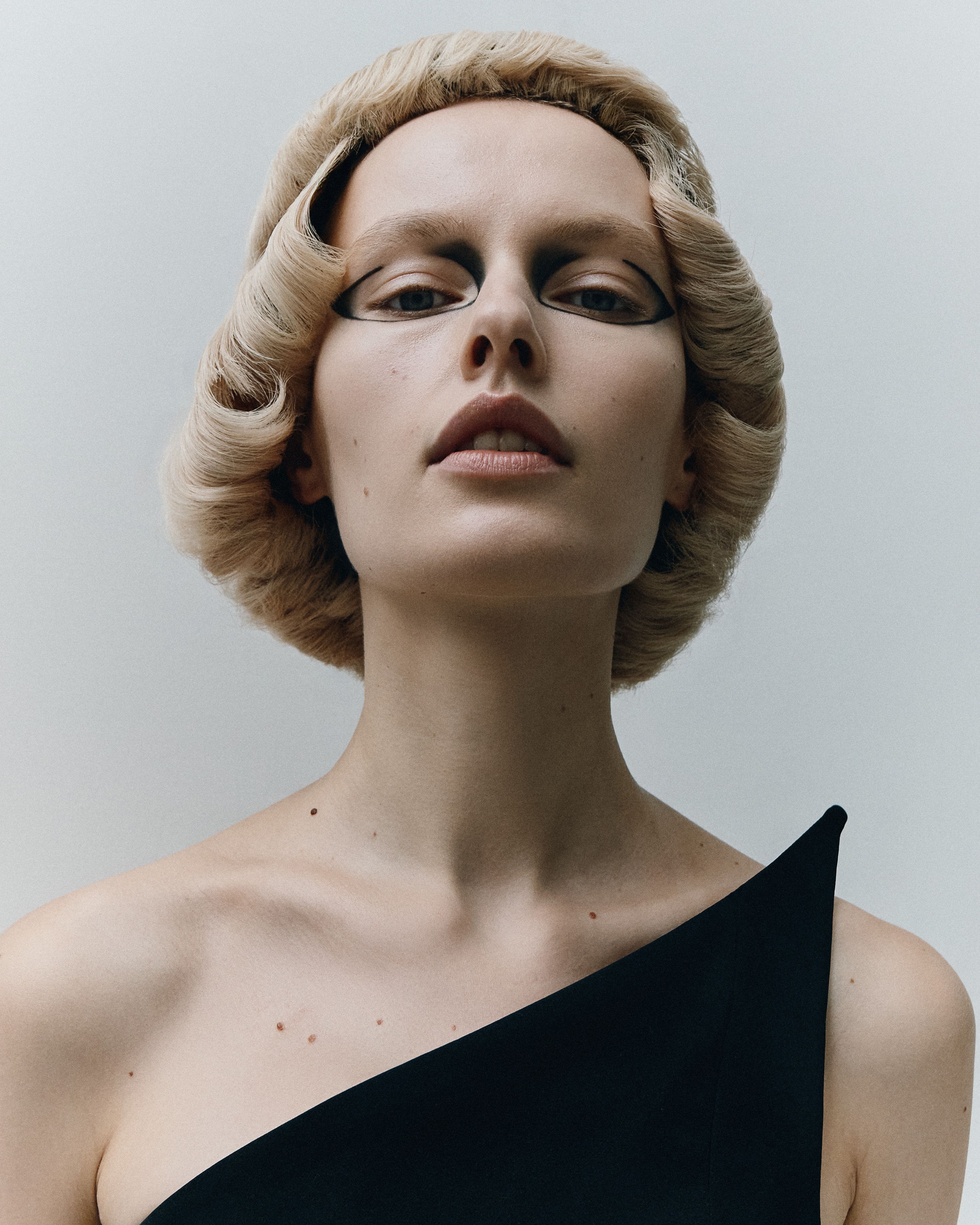 Lidia Malets — Editorial Shot ONESHOT Hair Awards entry