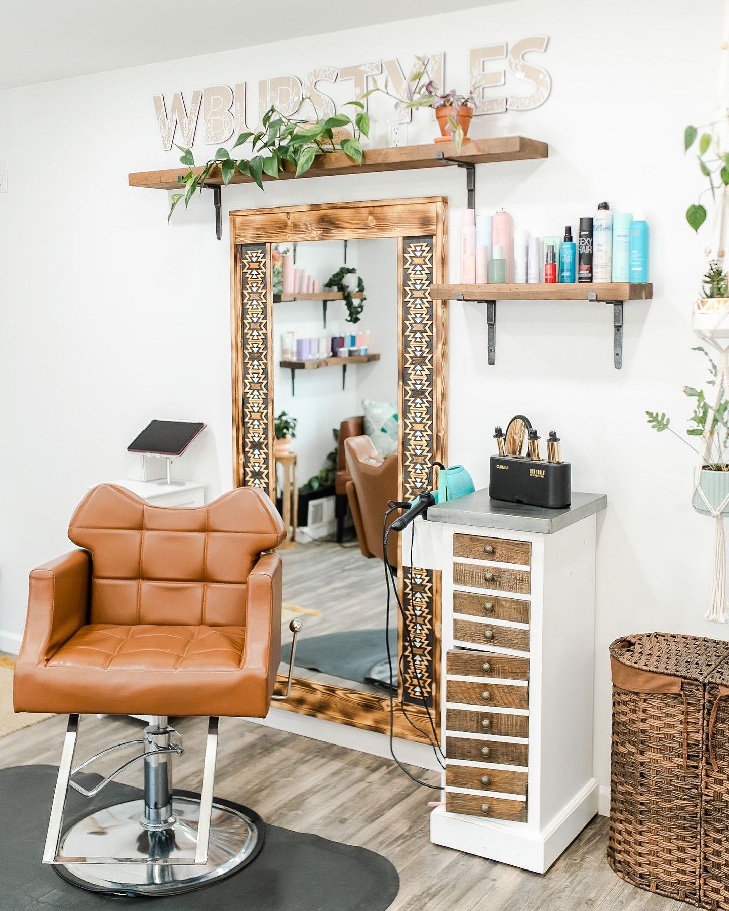 Whitney Ray — Suite Decor ONESHOT Hair Awards entry