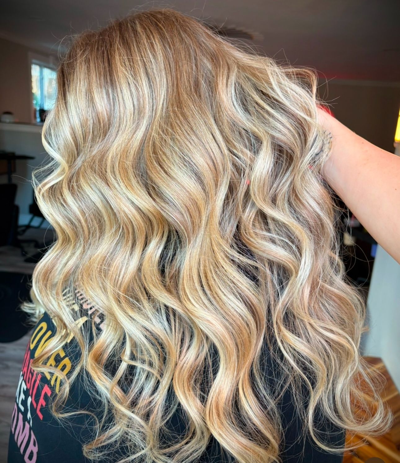 Mariah Scalzo — Blondes ONESHOT Hair Awards entry