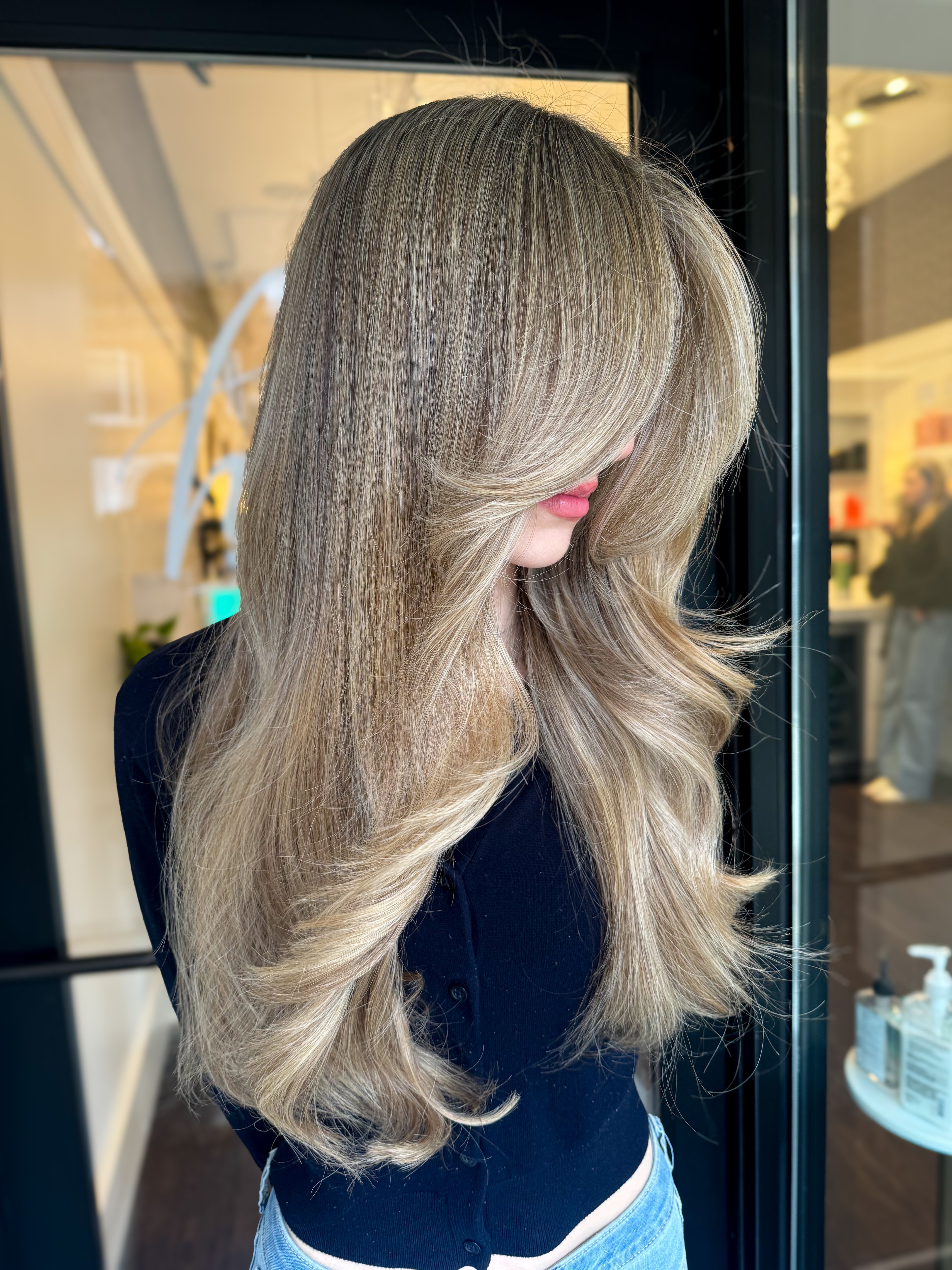 Mariah Smiley — Blondes ONESHOT Hair Awards entry
