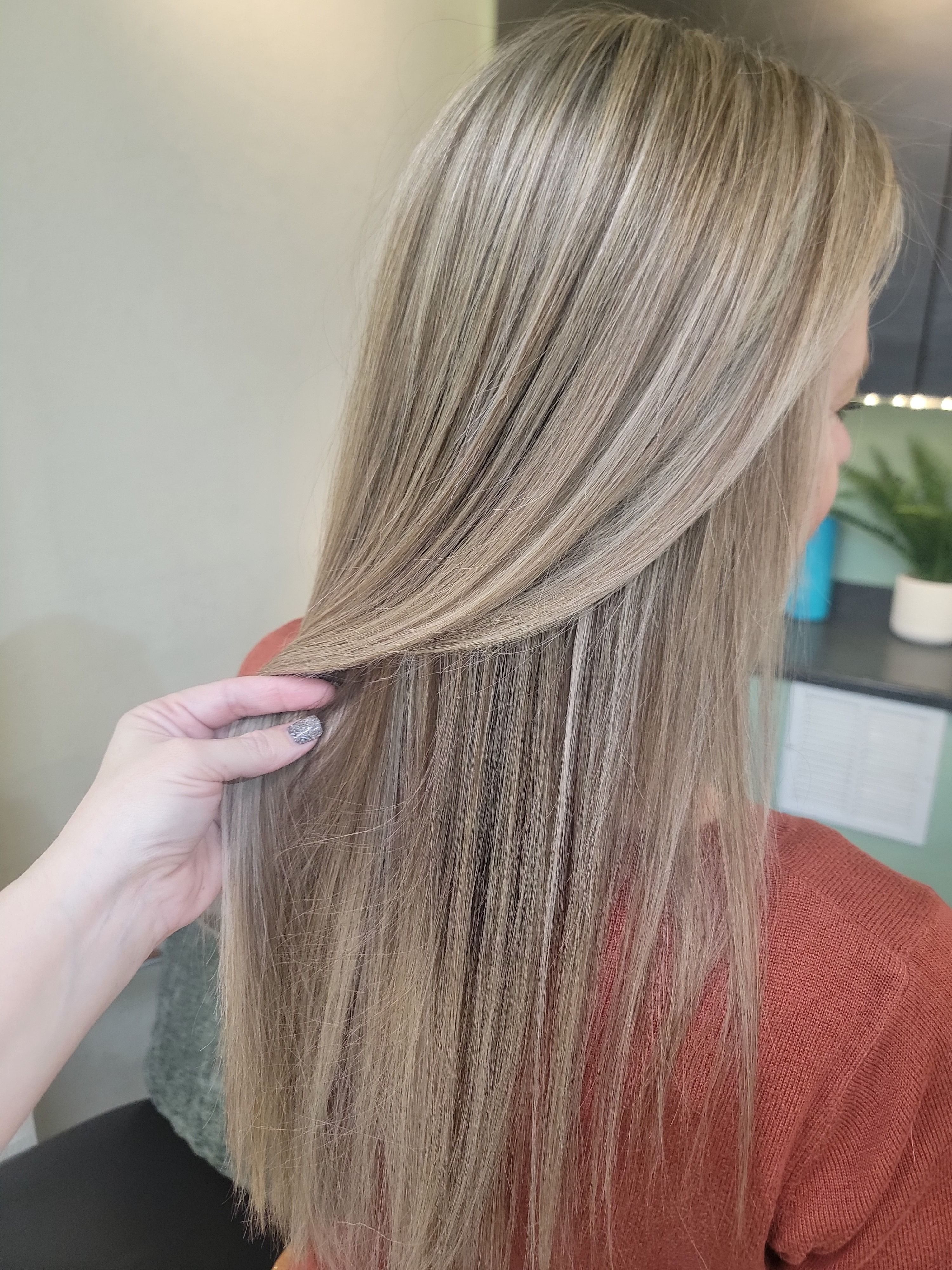 Natalie Villano — Blondes ONESHOT Hair Awards entry
