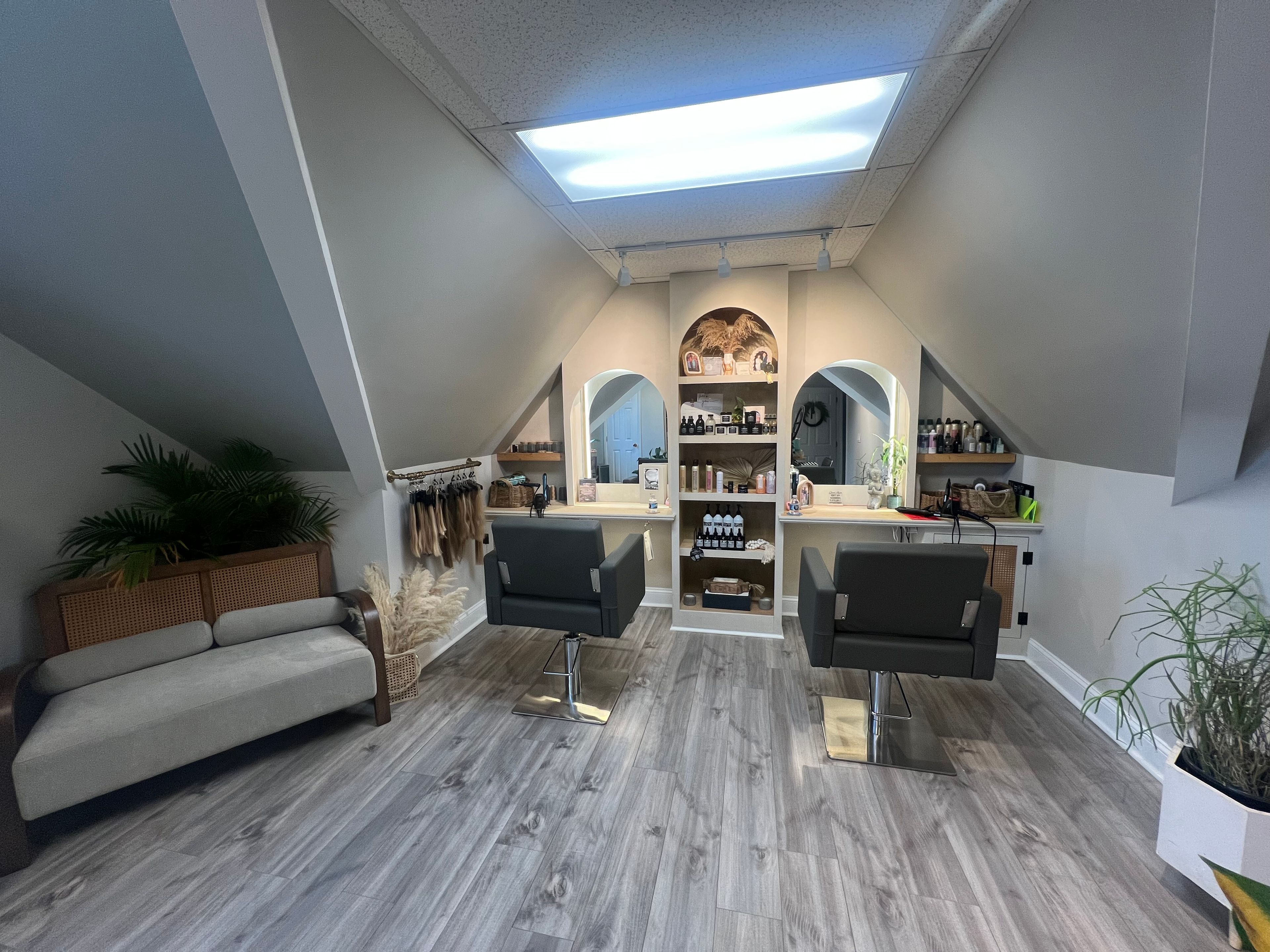 Anjelica Pantopoulos — Suite Decor ONESHOT Hair Awards entry