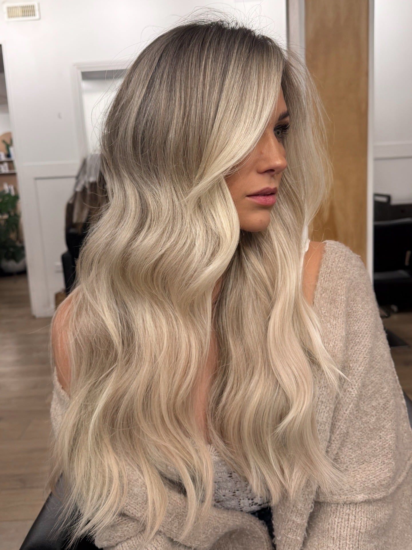 Jaime Powell — Blondes ONESHOT Hair Awards entry