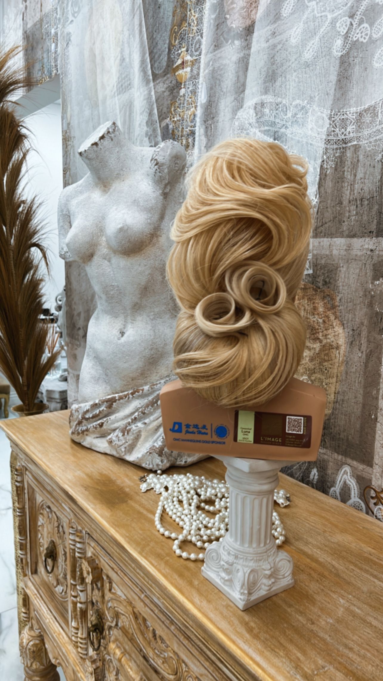 Simina Olariu — Special Event Styling ONESHOT Hair Awards entry