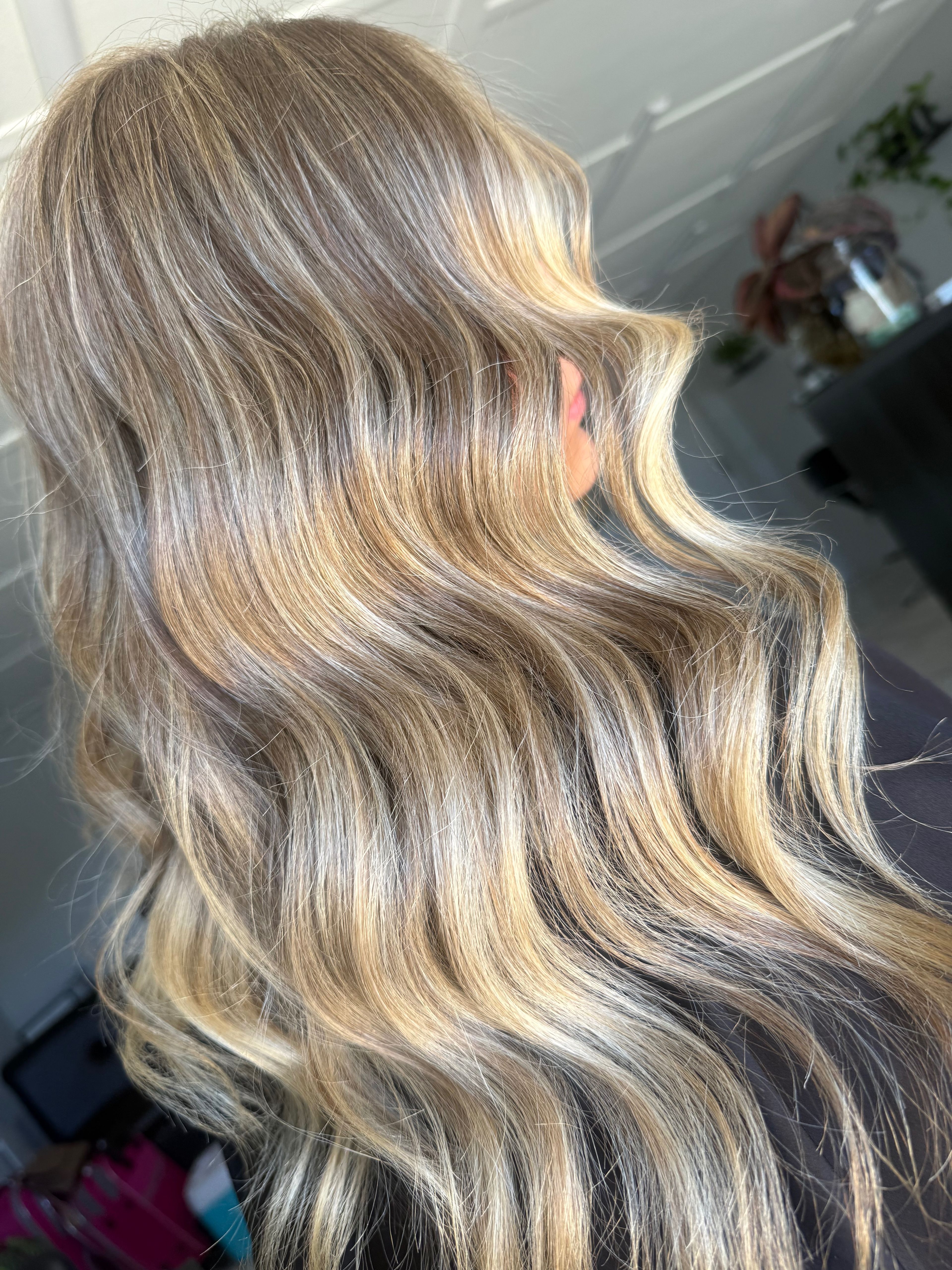 Irene Lucas — Blondes ONESHOT Hair Awards entry