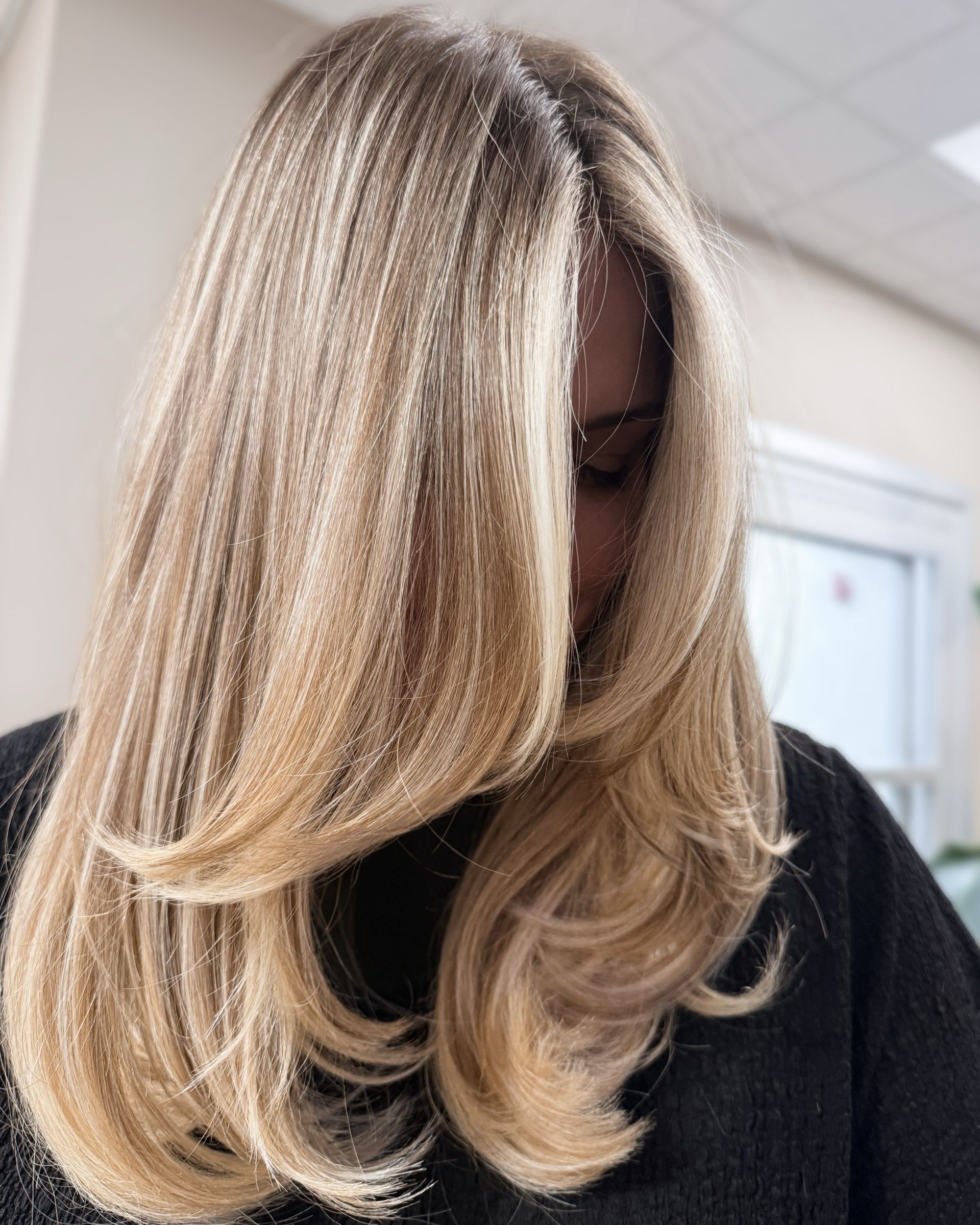 Rachel Akerson — Blondes ONESHOT Hair Awards entry