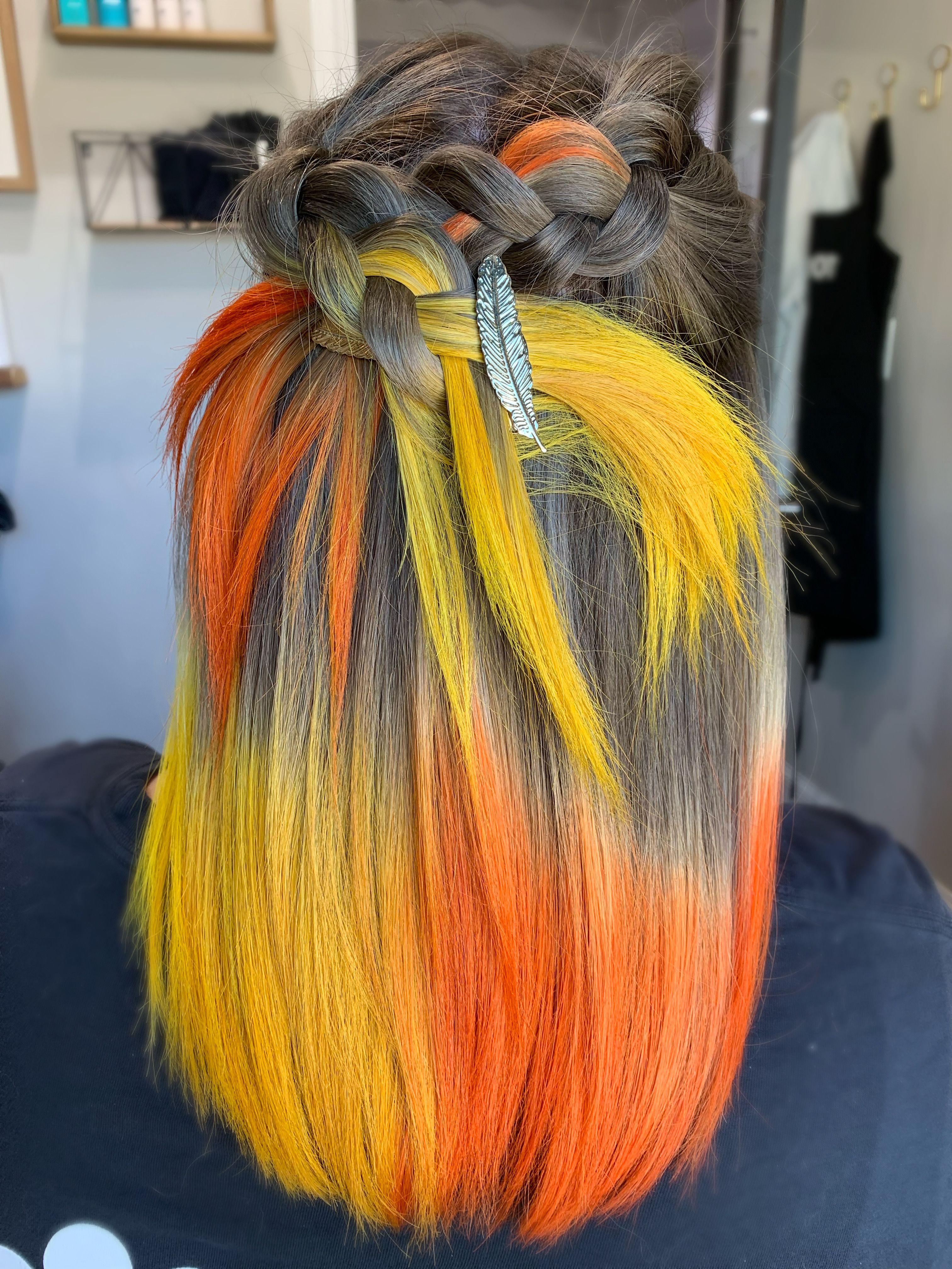 Elisha Tozer — Color Blocking ONESHOT Hair Awards entry