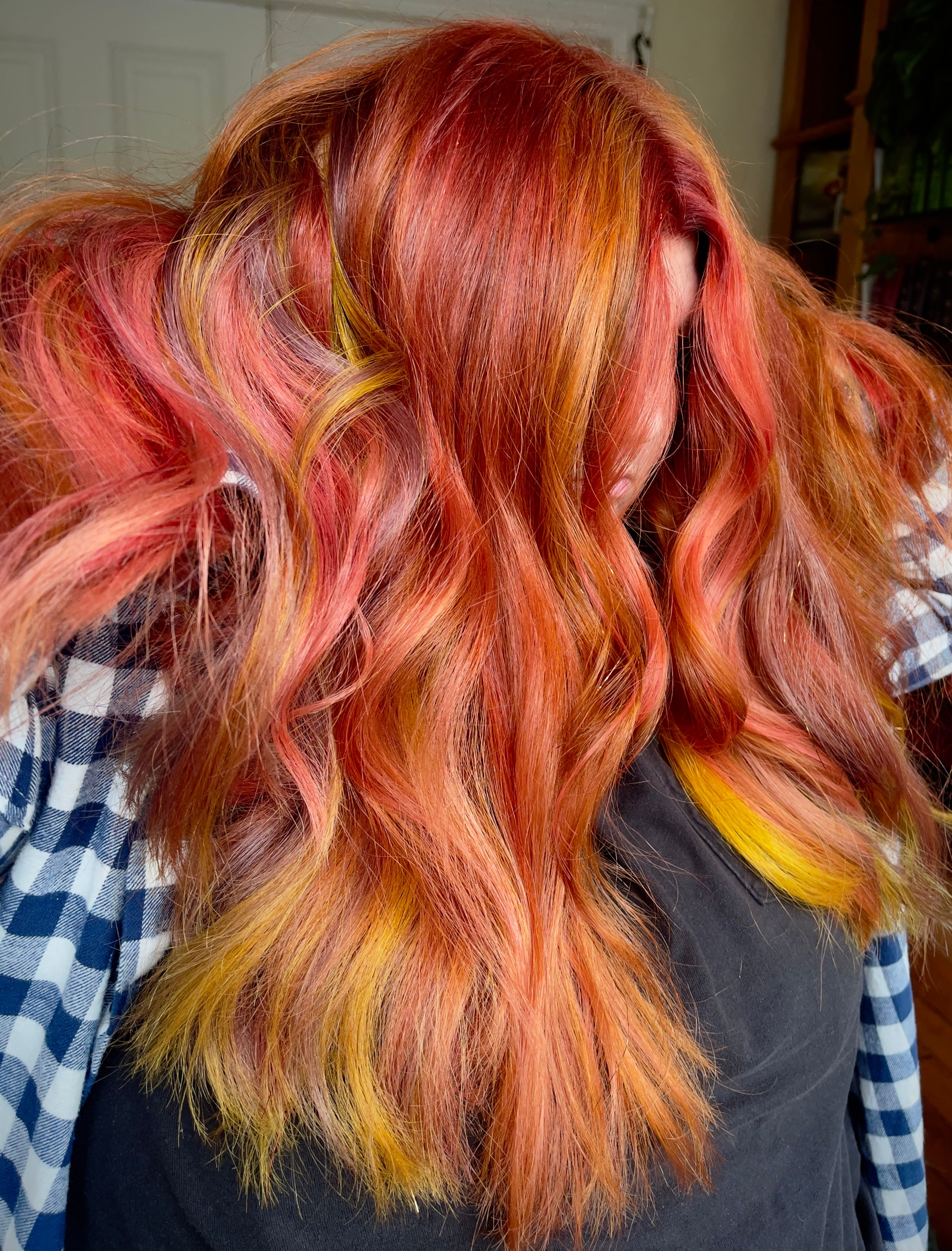 Alyssa Oswald — Creative Color ONESHOT Hair Awards entry