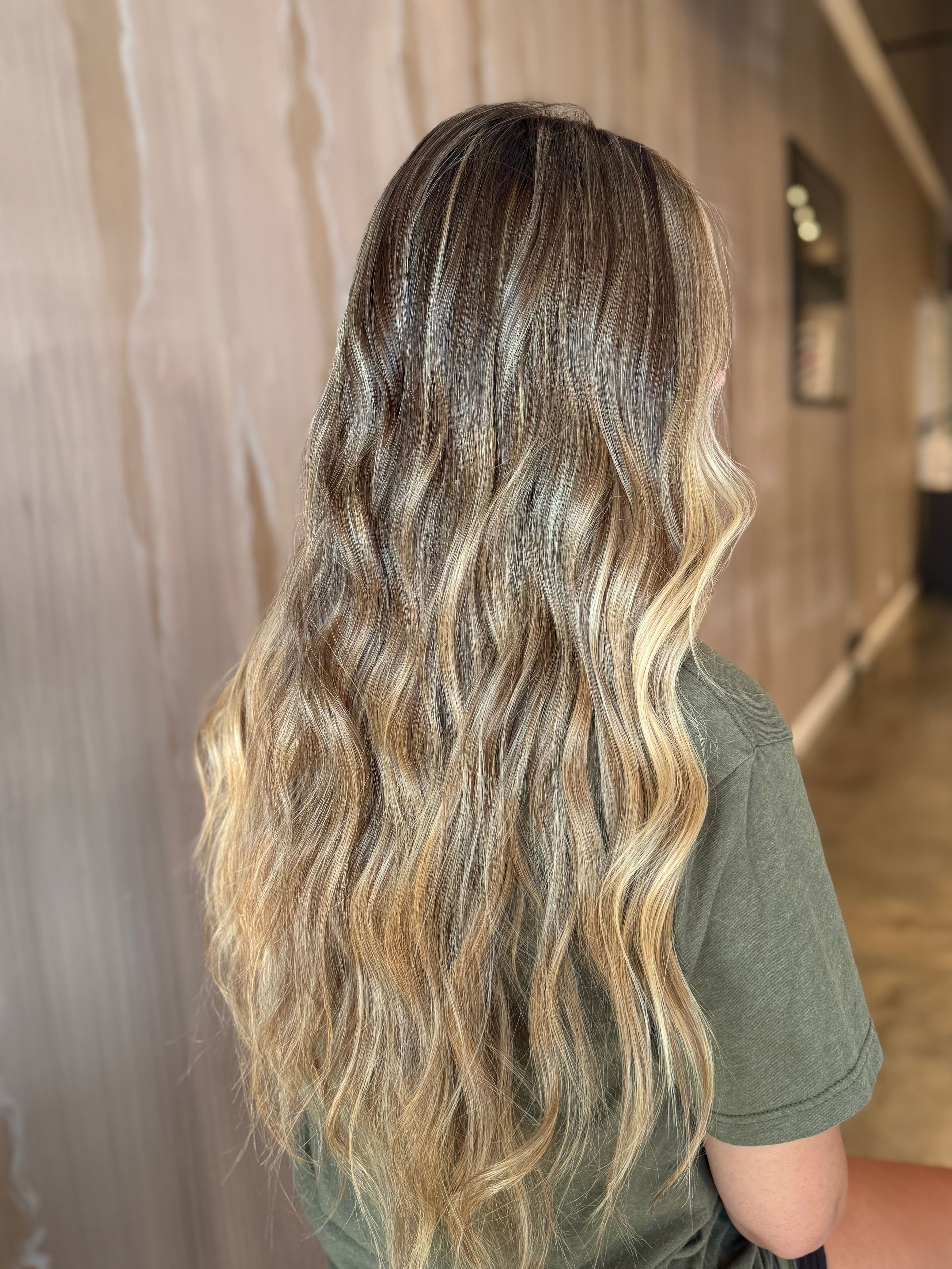 Lana Eid — Blondes ONESHOT Hair Awards entry