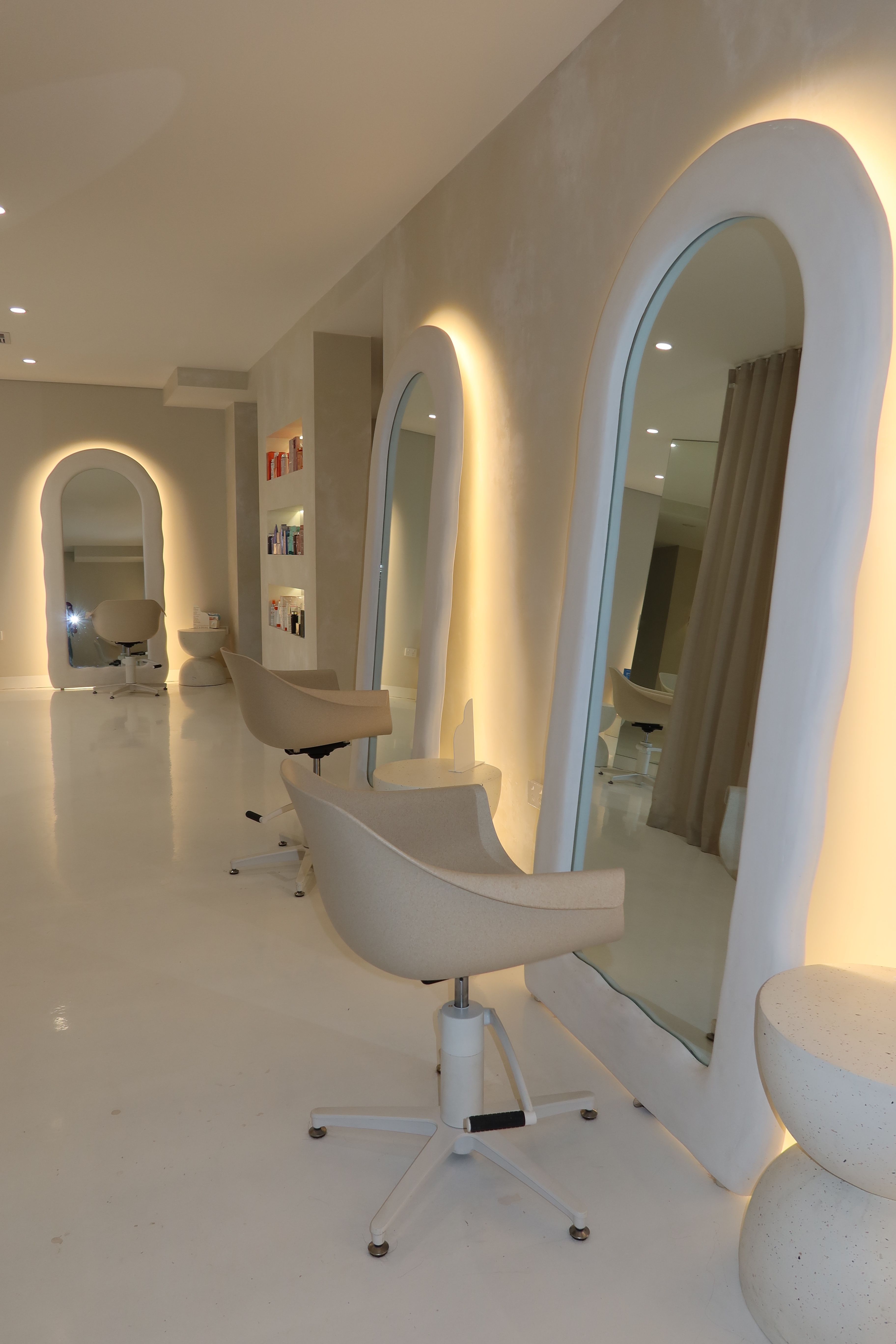 Hannah Perry — Salon Decor ONESHOT Hair Awards entry