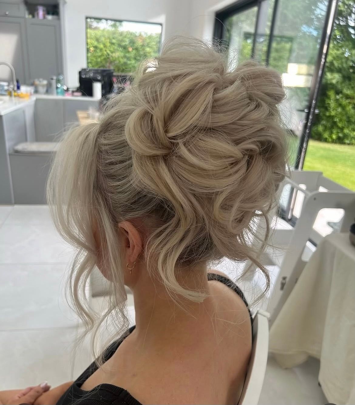Leanne Liepins — Special Event Styling ONESHOT Hair Awards entry