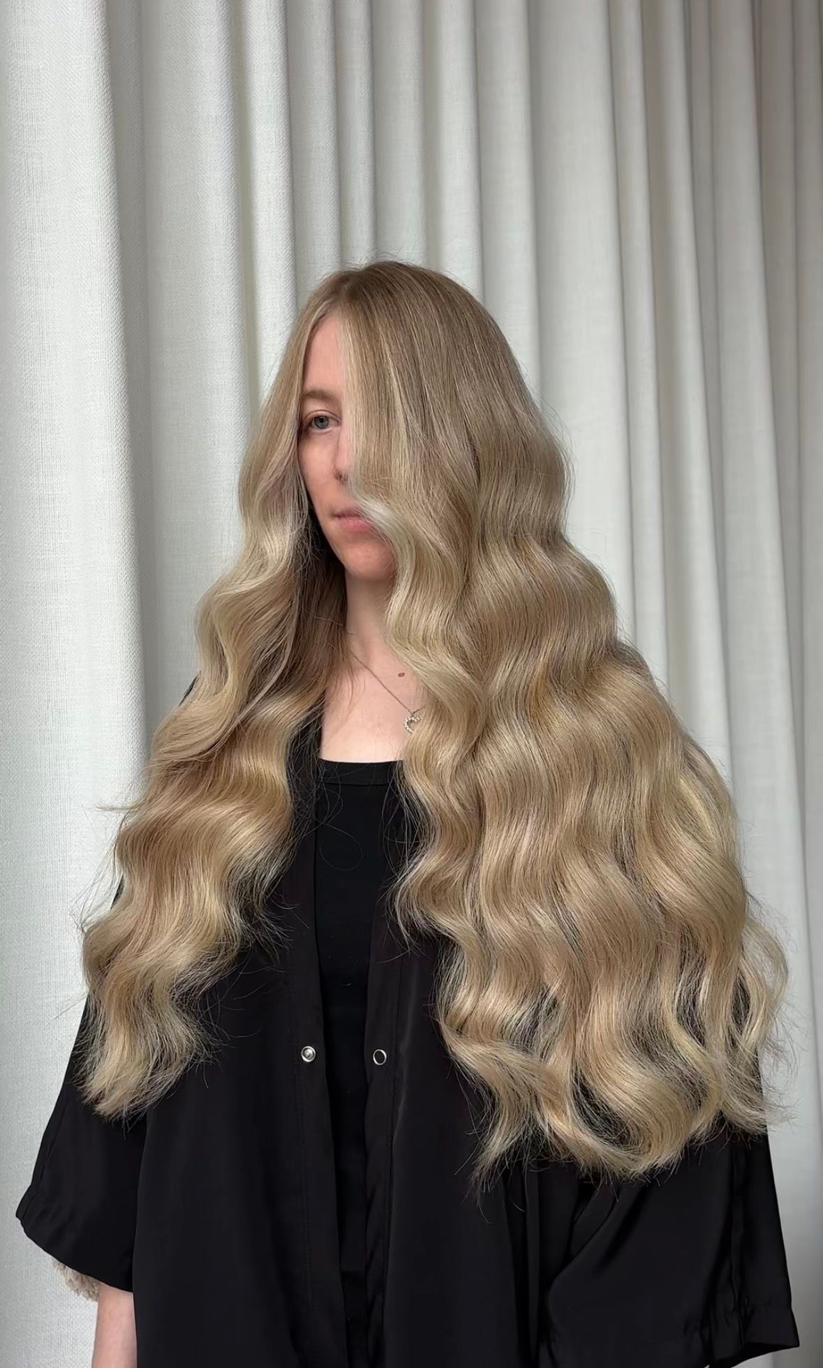 Shayla Lee — Blondes ONESHOT Hair Awards entry