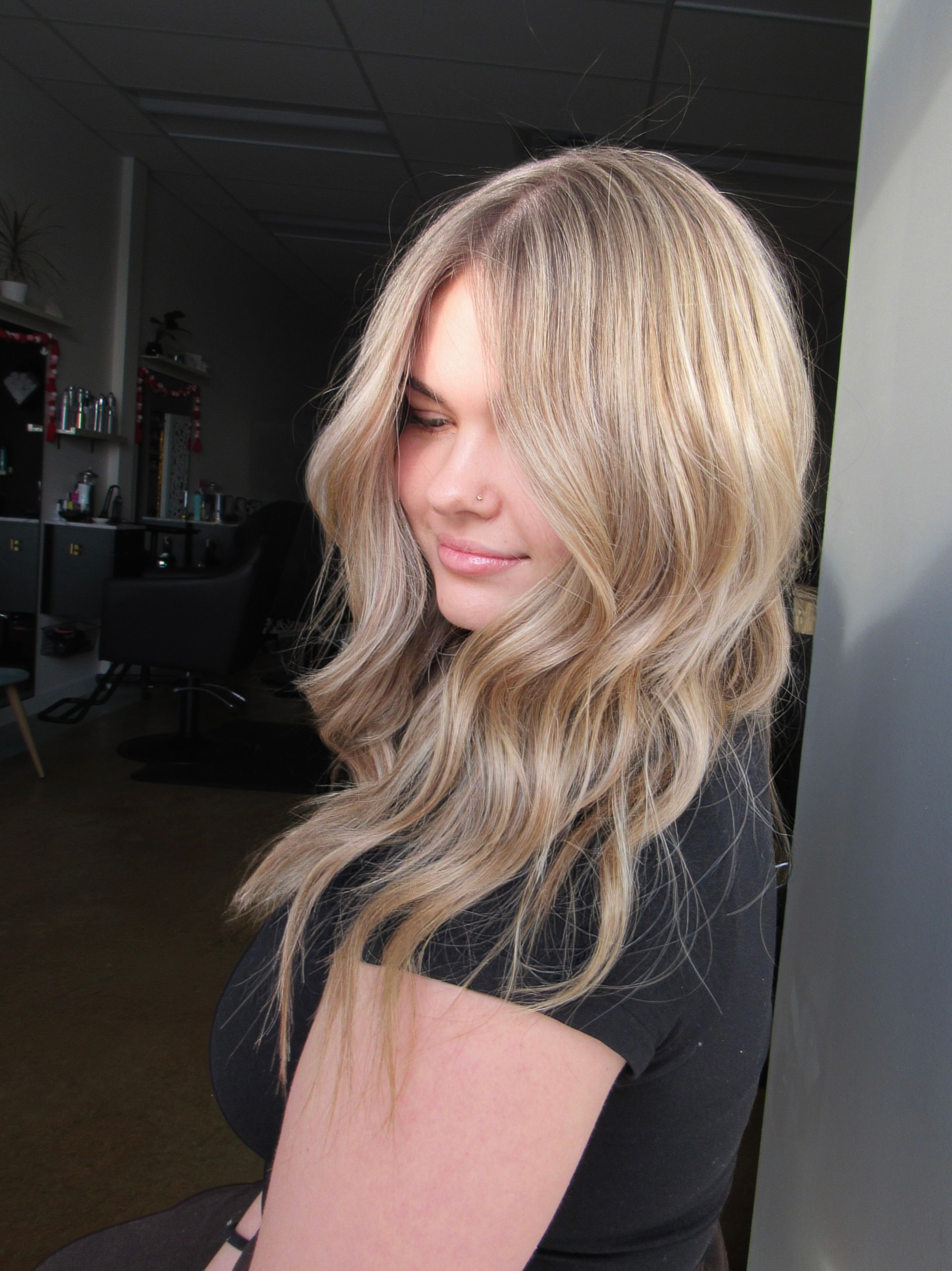 Arianna Ahmeti — Blondes ONESHOT Hair Awards entry