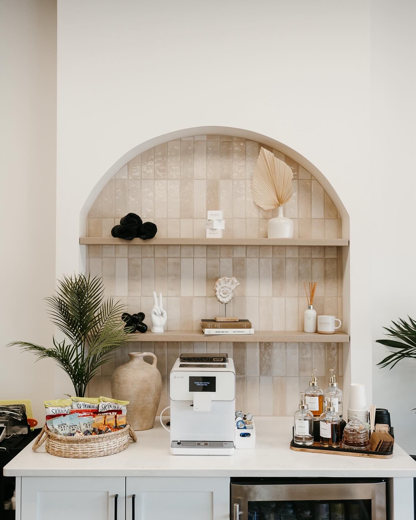 Laura Beckwith — Salon Decor ONESHOT Hair Awards entry