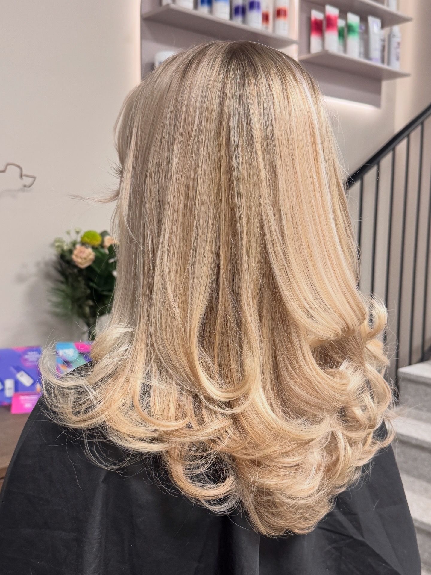 Nea Helevirta — Blondes ONESHOT Hair Awards entry