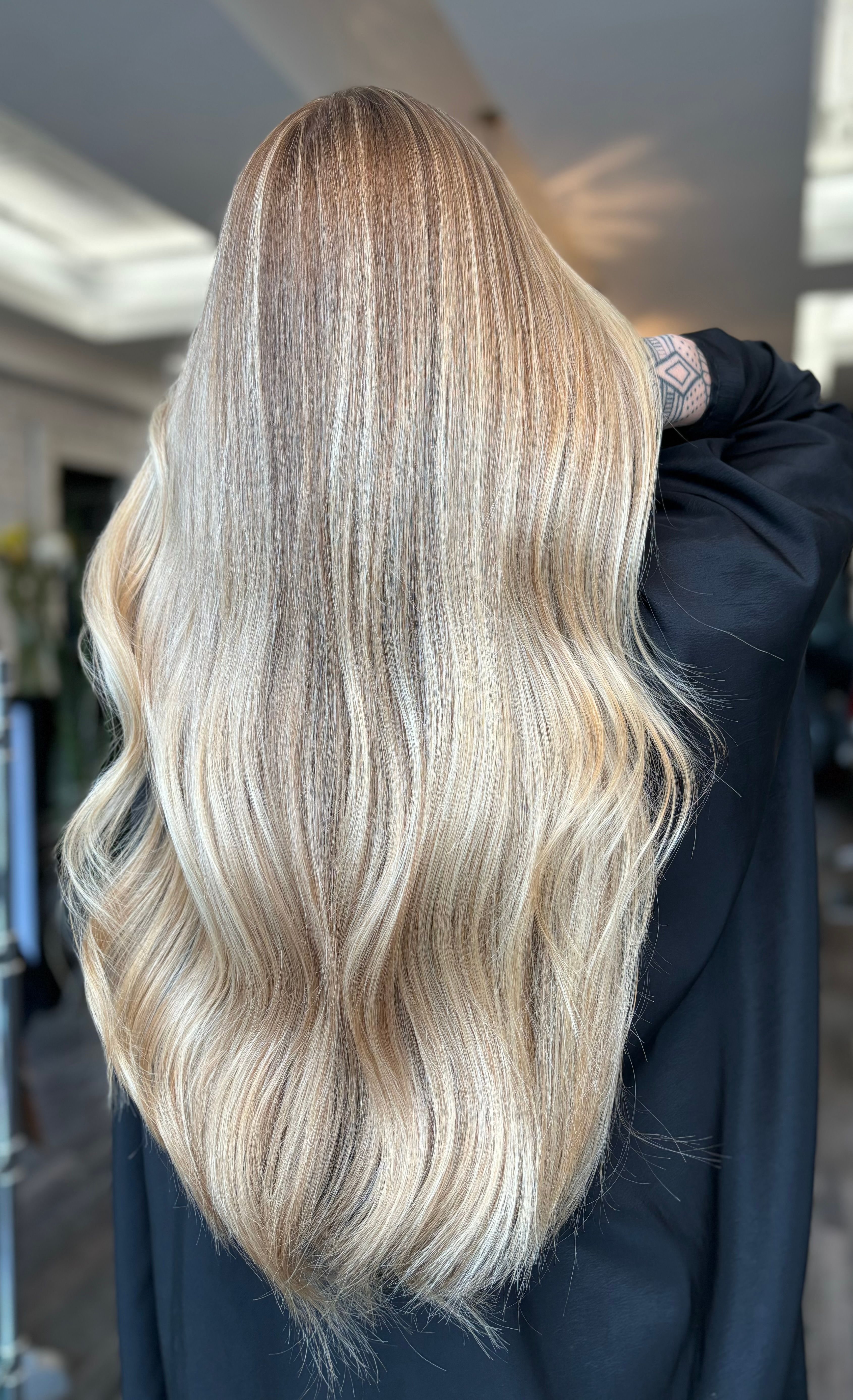 Ronda Hurley — Blondes ONESHOT Hair Awards entry