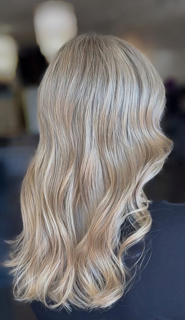 DeAnna Clifton — Blondes ONESHOT Hair Awards entry