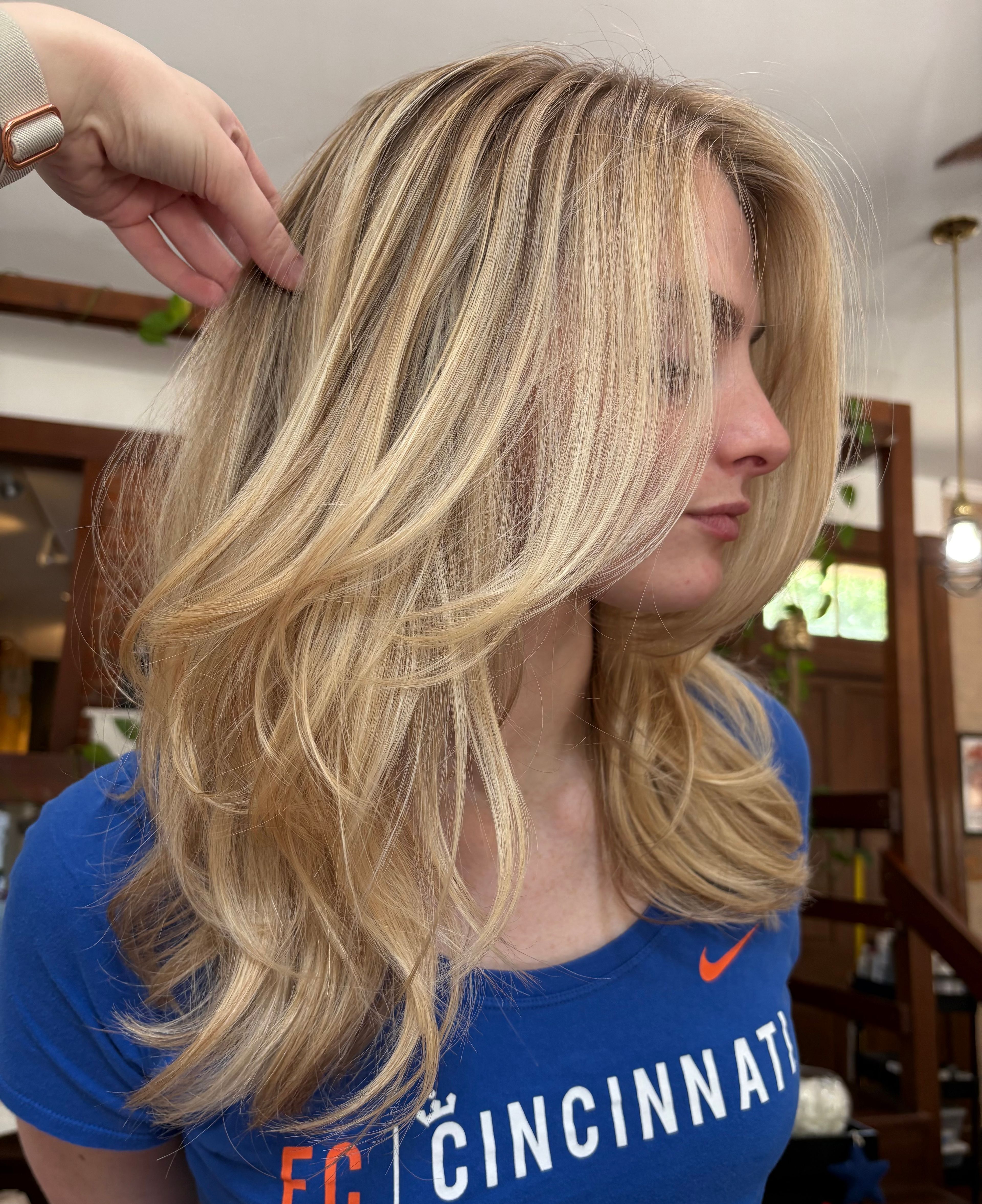 Olivia Broughton — Blondes ONESHOT Hair Awards entry