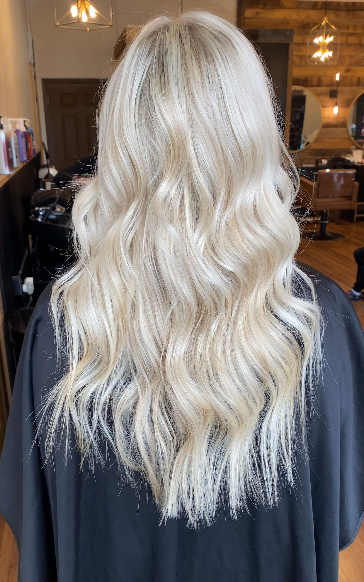 Tiffani Evans — Blondes ONESHOT Hair Awards entry