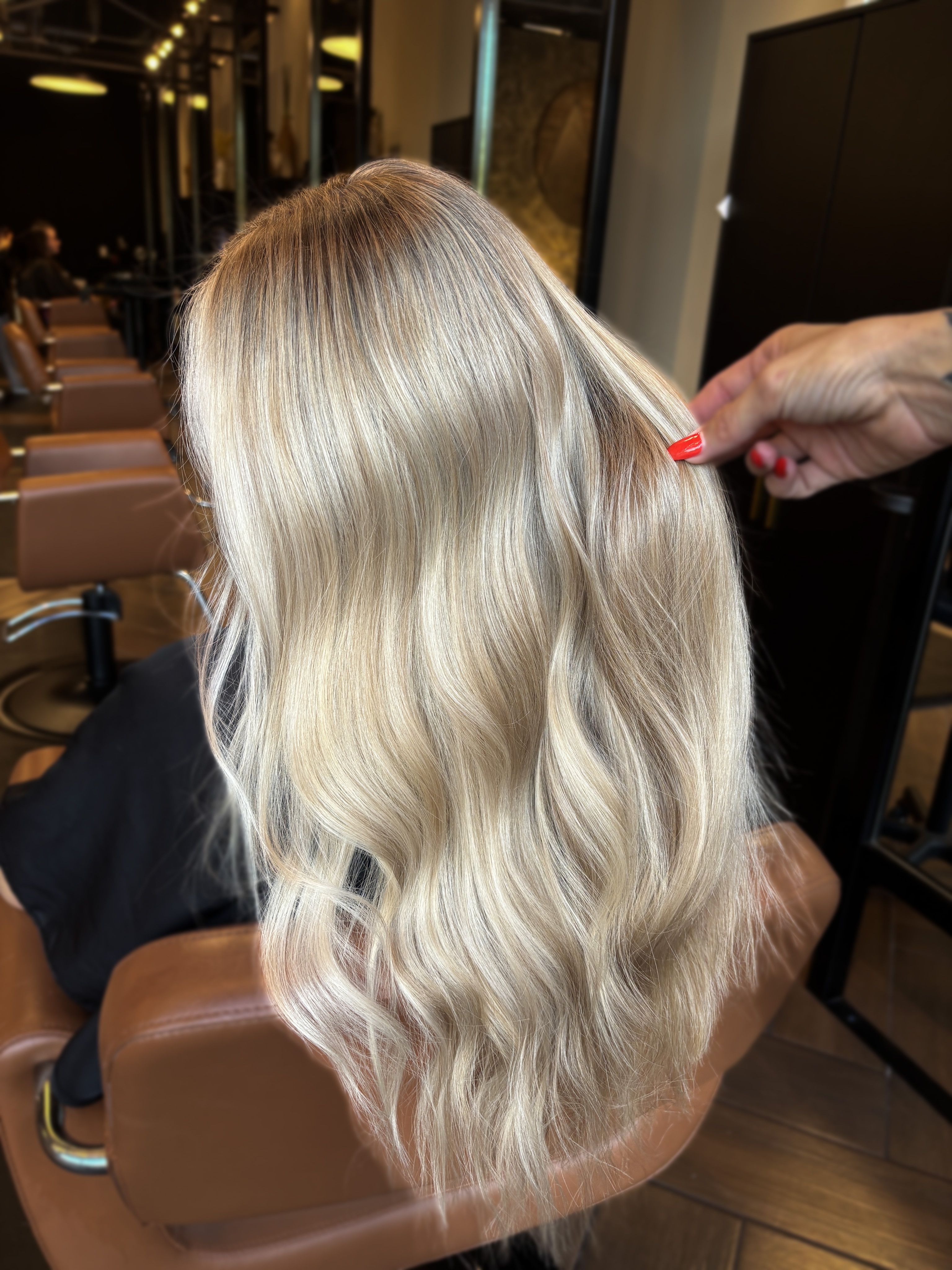 Kelsey Woodard — Blondes ONESHOT Hair Awards entry